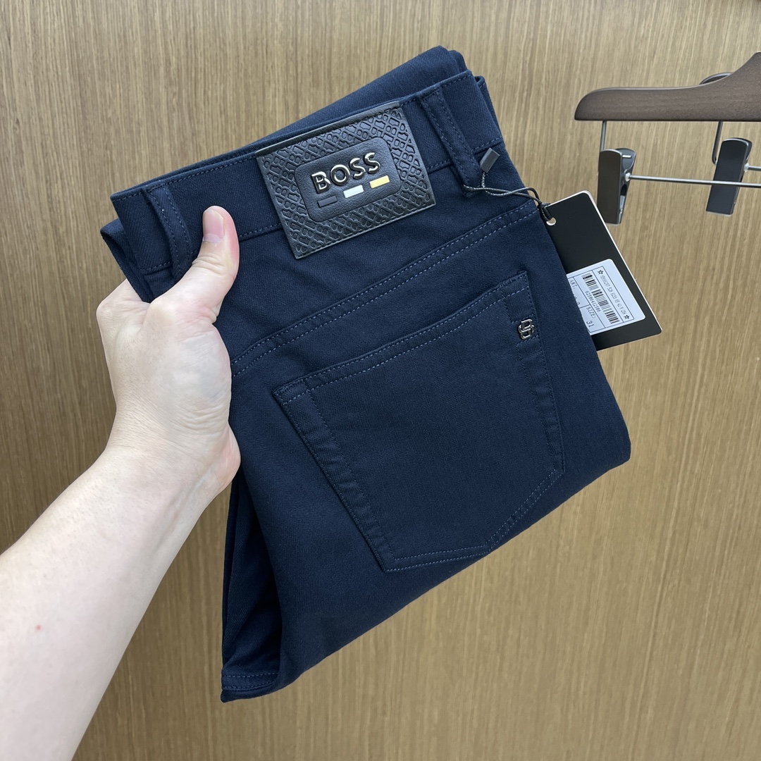 秋冬 BOSS 🔥🔥秋冬新品休闲牛仔裤 官网同步发售，裤身工艺设计，进口客供辅料、面料定制，代工厂出品免