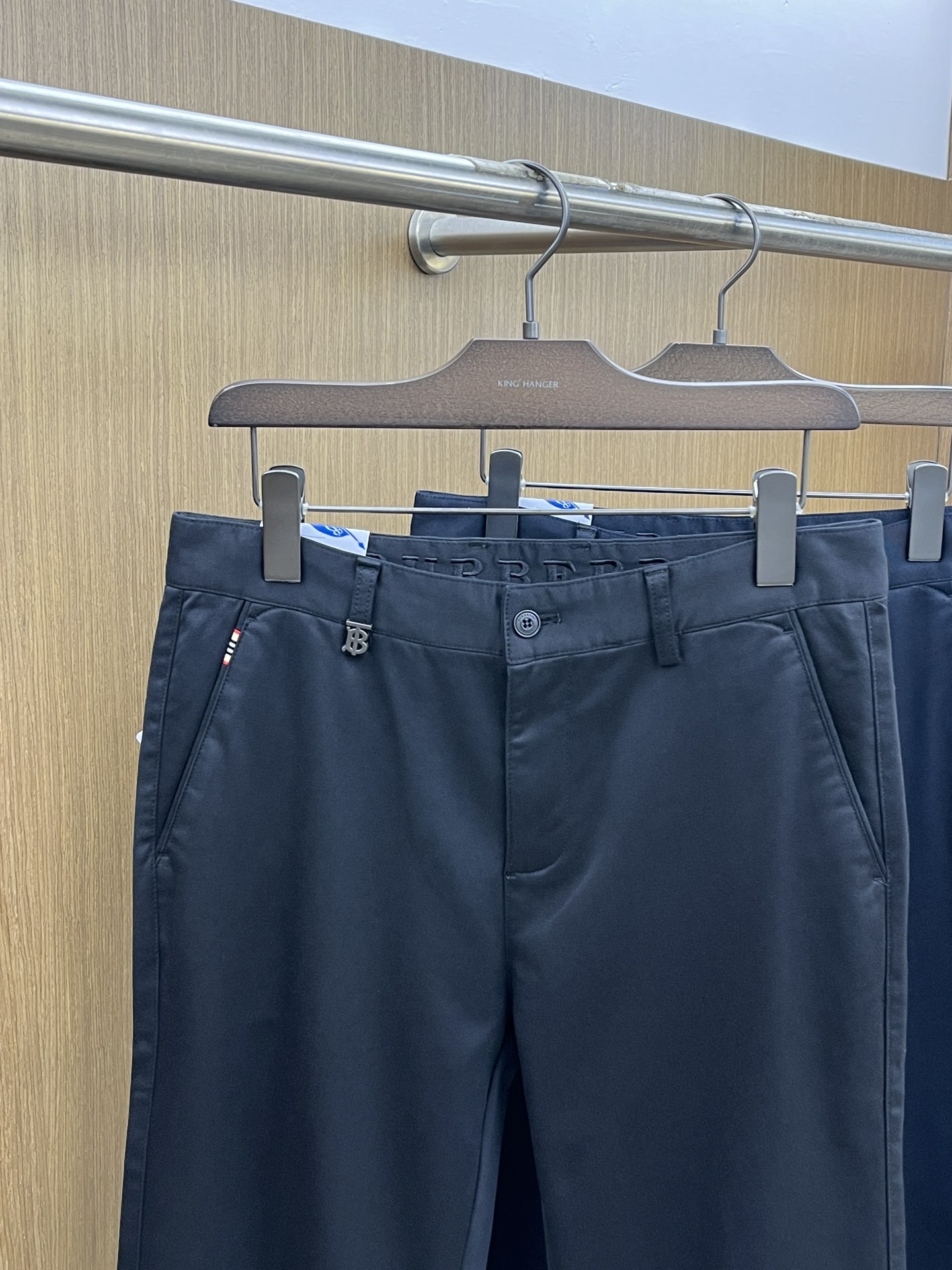 秋冬 BBR 🔥🔥秋冬新品休闲西裤 官网同步发售，裤身工艺设计，进口客供辅料、面料定制，代工厂出品免检！