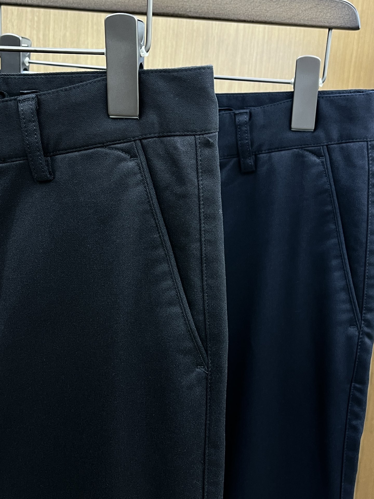 秋冬 BBR 🔥🔥秋冬新品休闲西裤 官网同步发售，裤身工艺设计，进口客供辅料、面料定制，代工厂出品免检！