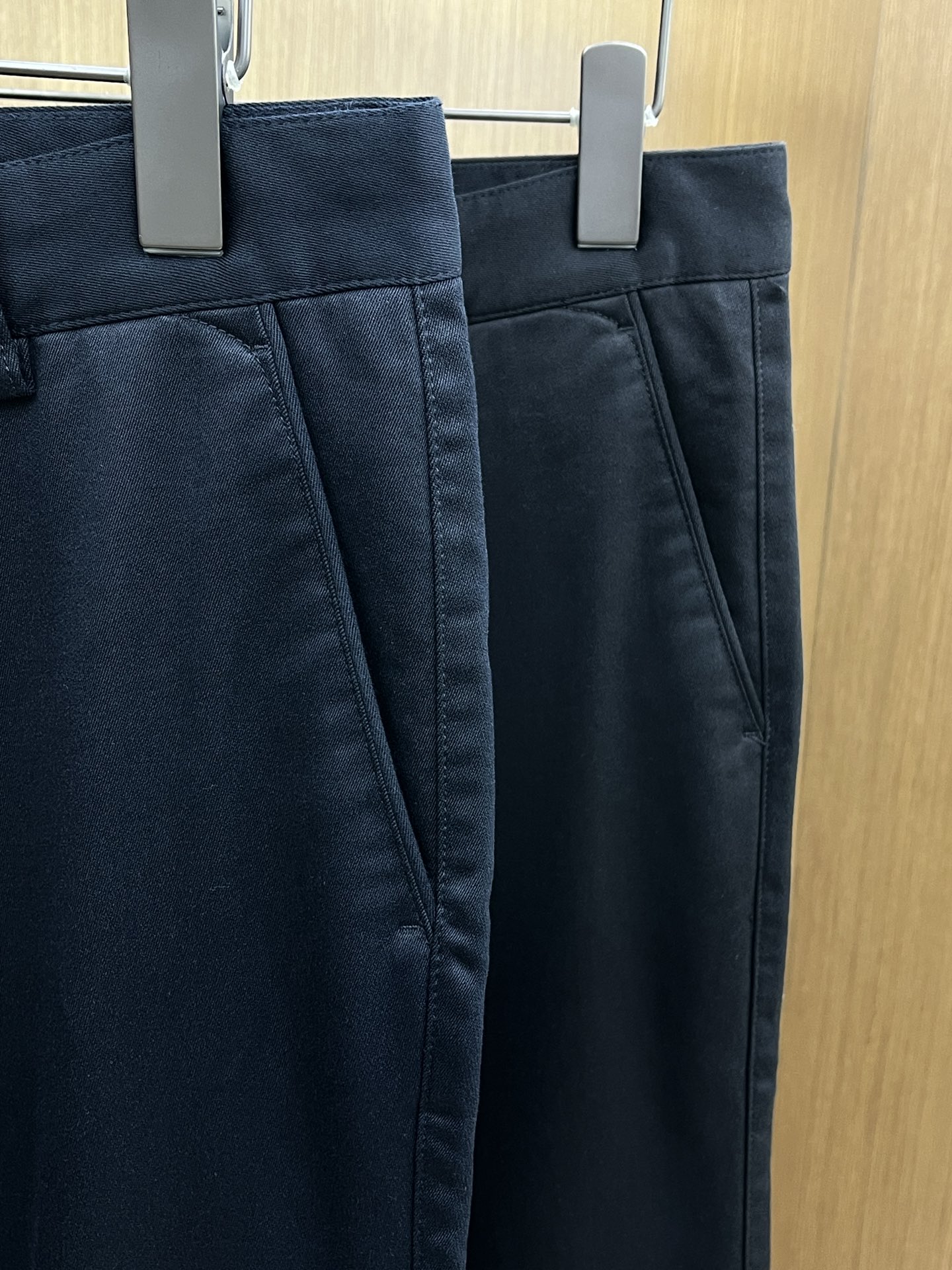 秋冬 BBR 🔥🔥秋冬新品休闲西裤 官网同步发售，裤身工艺设计，进口客供辅料、面料定制，代工厂出品免检！