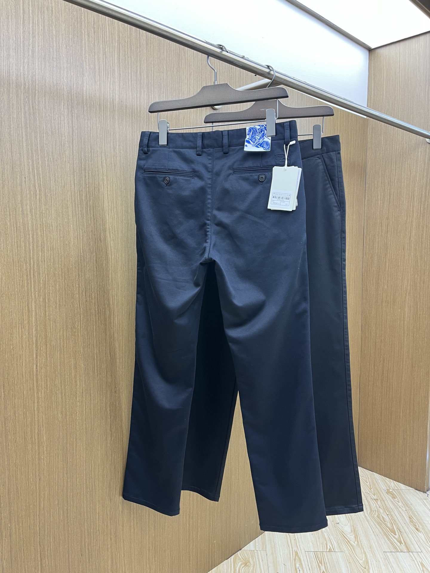 秋冬 BBR 🔥🔥秋冬新品休闲西裤 官网同步发售，裤身工艺设计，进口客供辅料、面料定制，代工厂出品免检！