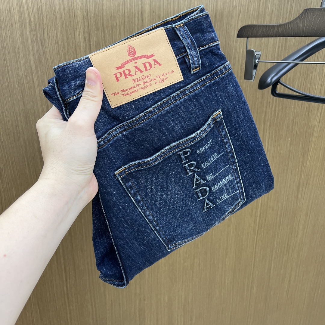 NO:596754,Autumn and winter PD high-end customized quality 25SS autumn and winter latest original jeans, simultaneous sale at the counter, original customized replica, customer-supplied hardware accessories, original quality, imported denim fabrics, heavy washing, fine workmanship, excellent upper body, preferred item A60 SIZE: 30-38 no 35 37,,jeans,alexander wang19860909秋冬 PD 高端定制品质 25SS秋冬最新款原单牛仔裤 柜台同步发售 原版定制复刻 客供五金辅料 原单品质 进口牛仔面料重工洗水 做工走线精细 上身绝佳,优选单品A60 SIZE:30-38无35 37,,jeans,alexander wang,Men's clothing