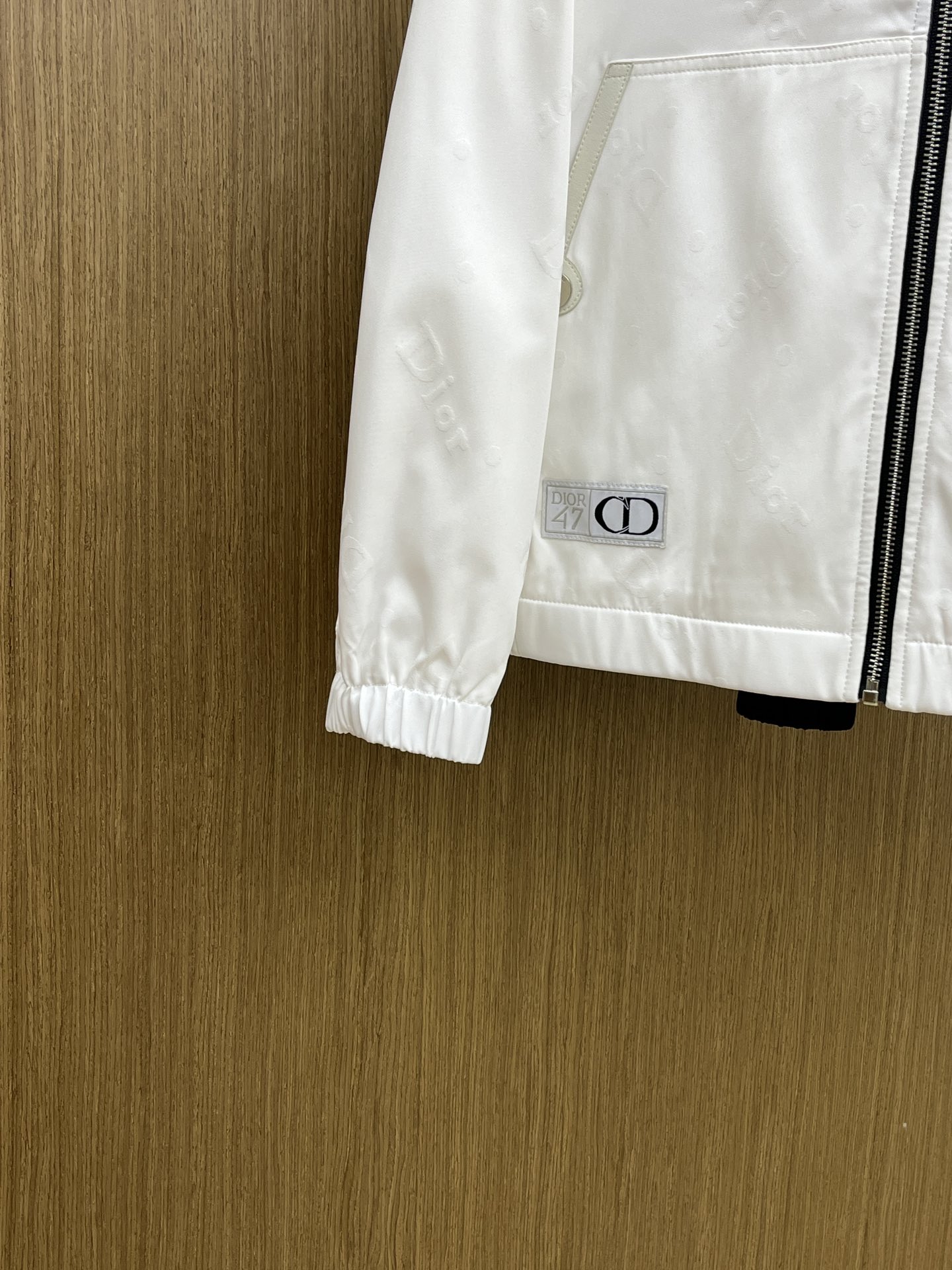 秋冬 CD 🔥🔥ss早秋新款发布 迪奥连帽夹克外套，秋季爆款夹薄棉夹克外套，Dior字母提花面料设计穿上