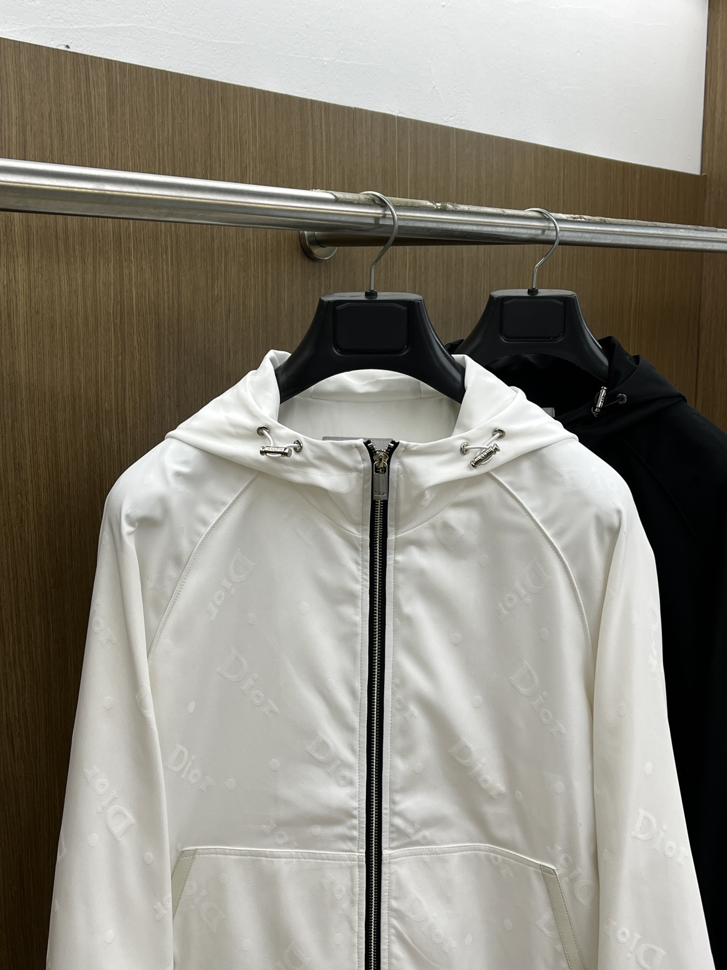 秋冬 CD 🔥🔥ss早秋新款发布 迪奥连帽夹克外套，秋季爆款夹薄棉夹克外套，Dior字母提花面料设计穿上