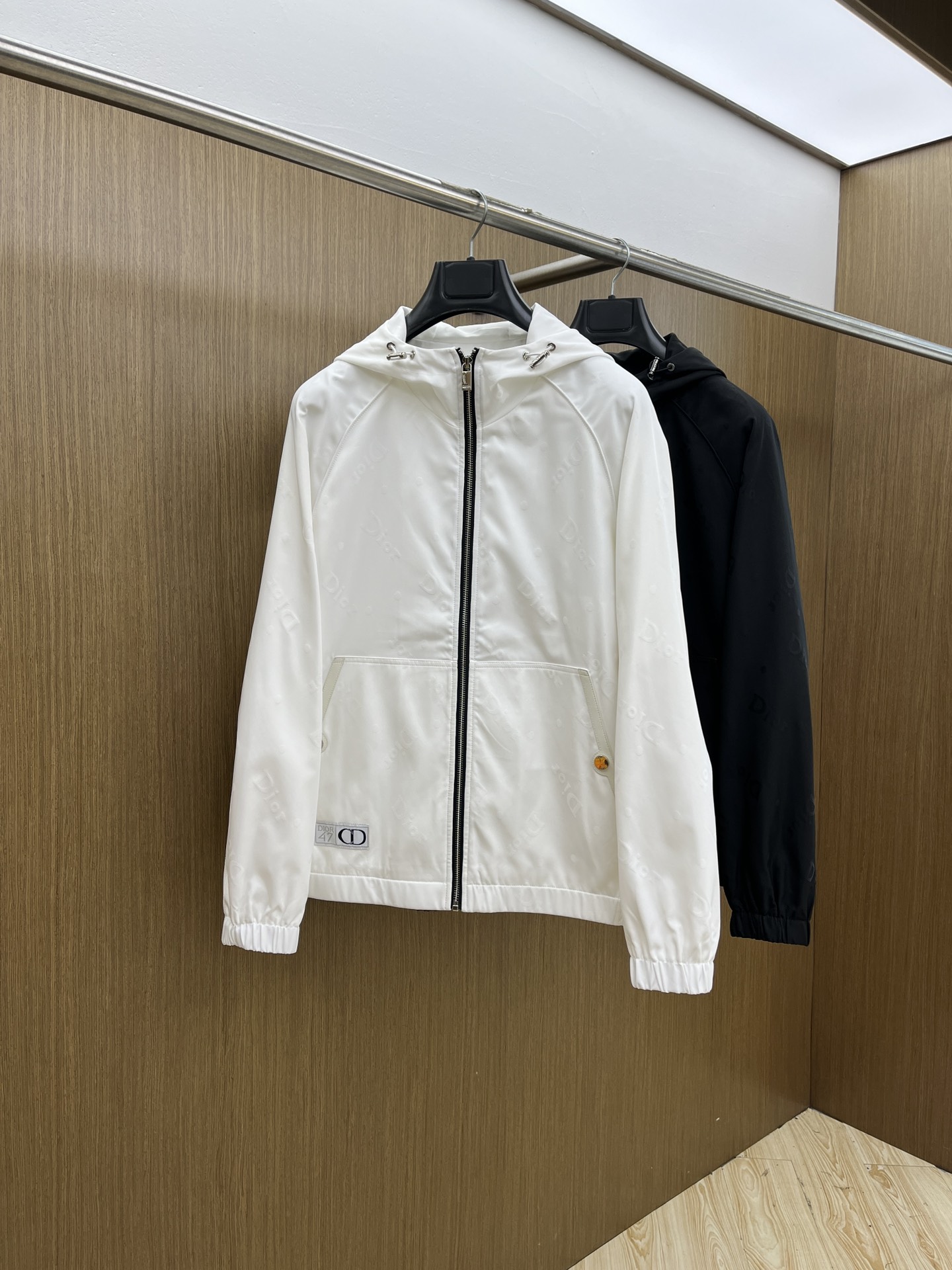 秋冬 CD 🔥🔥ss早秋新款发布 迪奥连帽夹克外套，秋季爆款夹薄棉夹克外套，Dior字母提花面料设计穿上