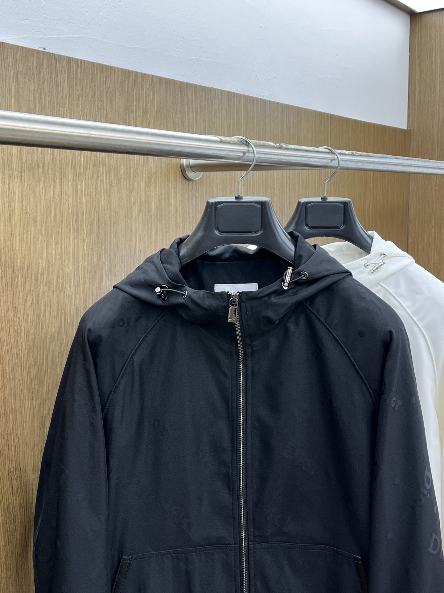 秋冬 CD 🔥🔥ss早秋新款发布 迪奥连帽夹克外套，秋季爆款夹薄棉夹克外套，Dior字母提花面料设计穿上