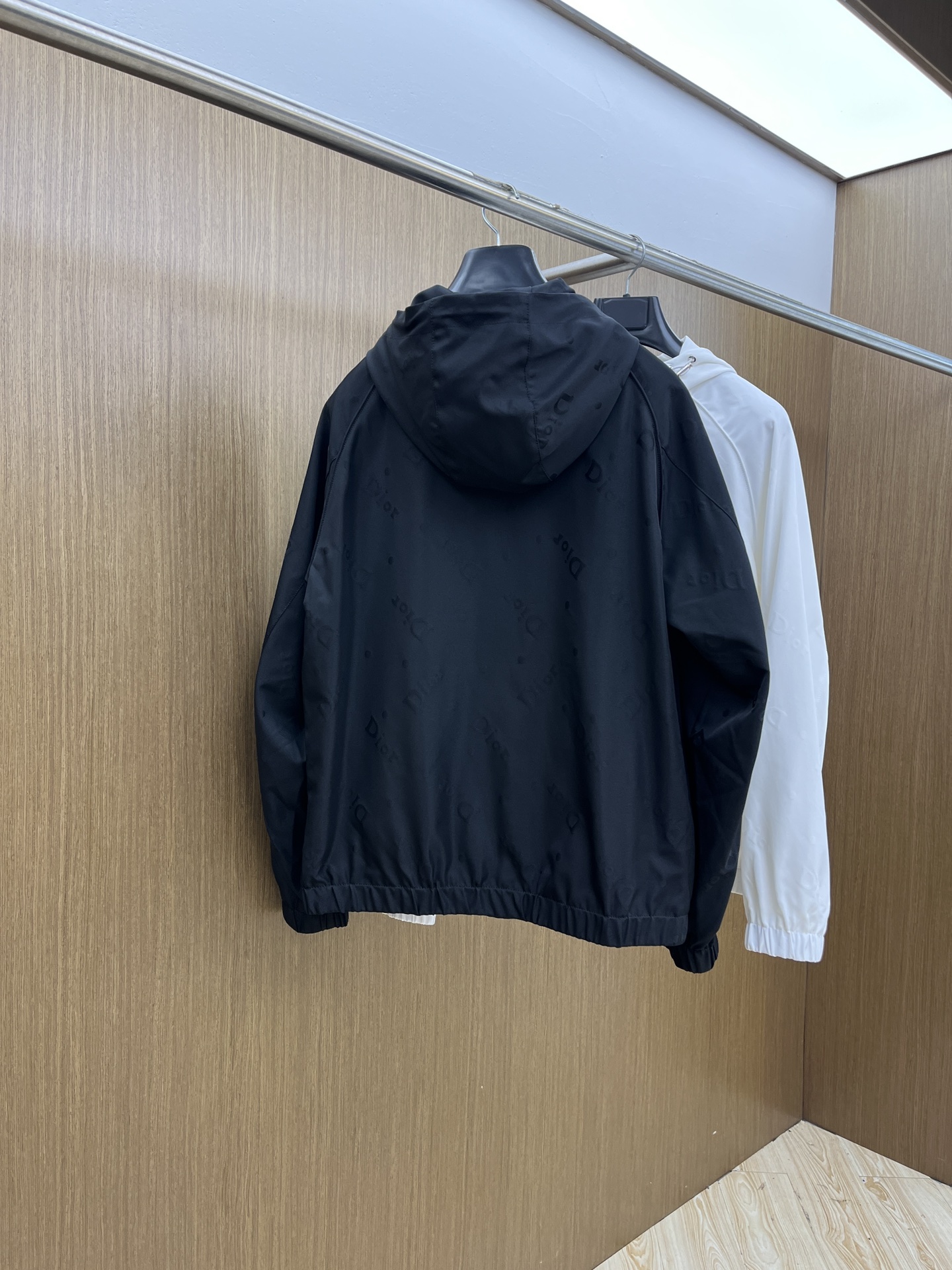 秋冬 CD 🔥🔥ss早秋新款发布 迪奥连帽夹克外套，秋季爆款夹薄棉夹克外套，Dior字母提花面料设计穿上