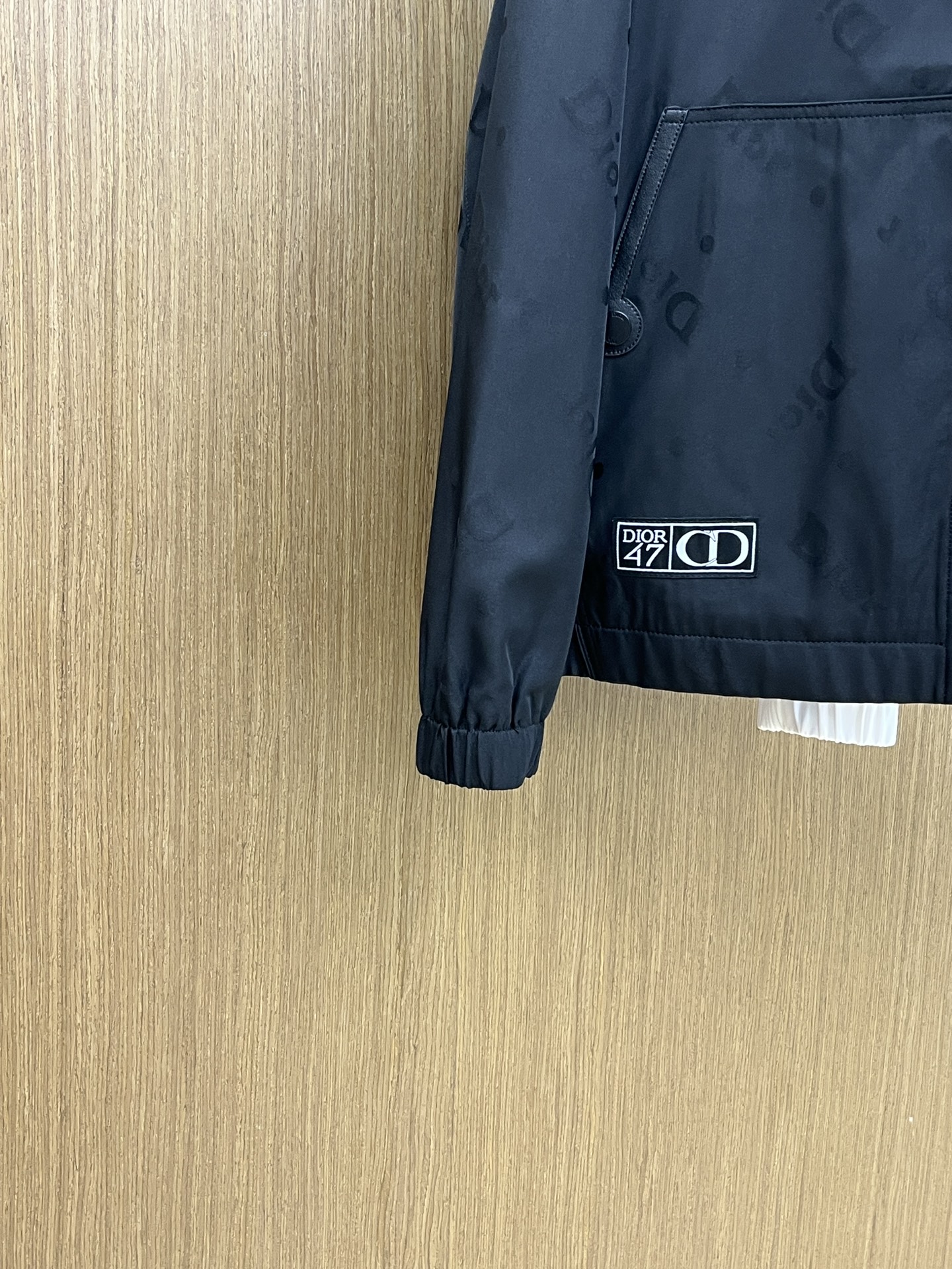 秋冬 CD 🔥🔥ss早秋新款发布 迪奥连帽夹克外套，秋季爆款夹薄棉夹克外套，Dior字母提花面料设计穿上