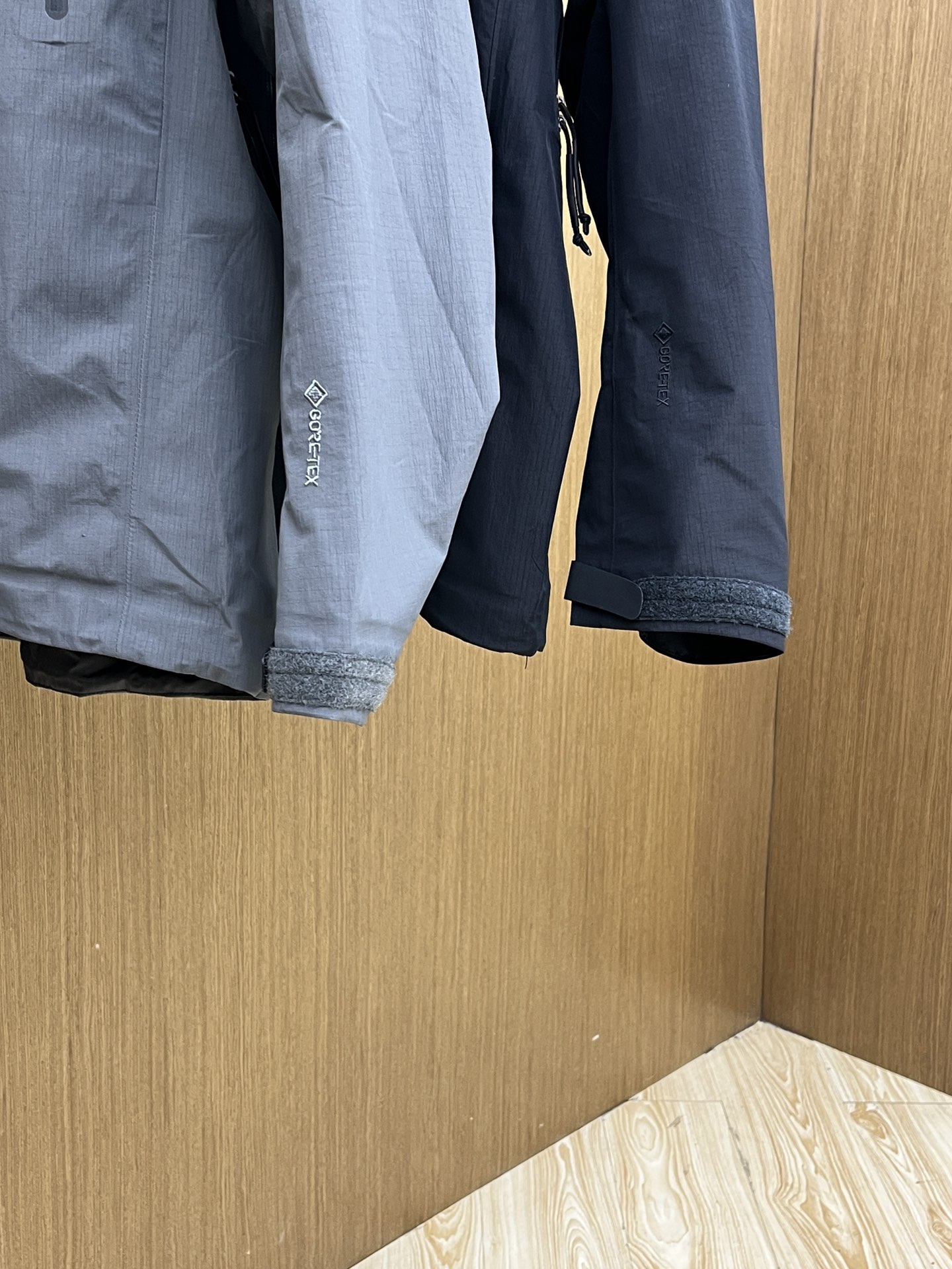 秋冬 Arc 🔥🔥Aha系列 Leaf AHA JAET GEN2防水防风冲锋衣科技面料 透气性达到原厂