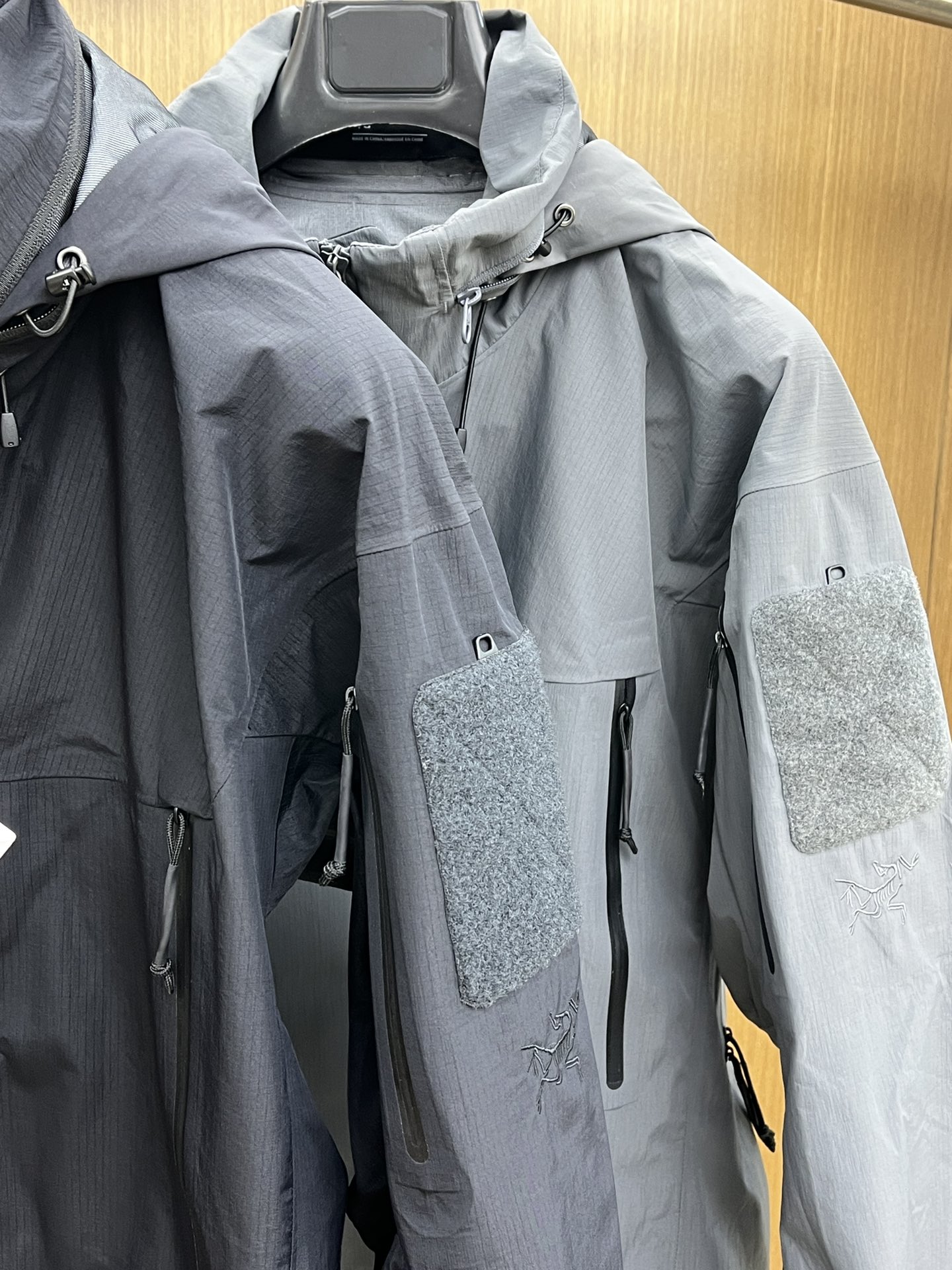 秋冬 Arc 🔥🔥Aha系列 Leaf AHA JAET GEN2防水防风冲锋衣科技面料 透气性达到原厂