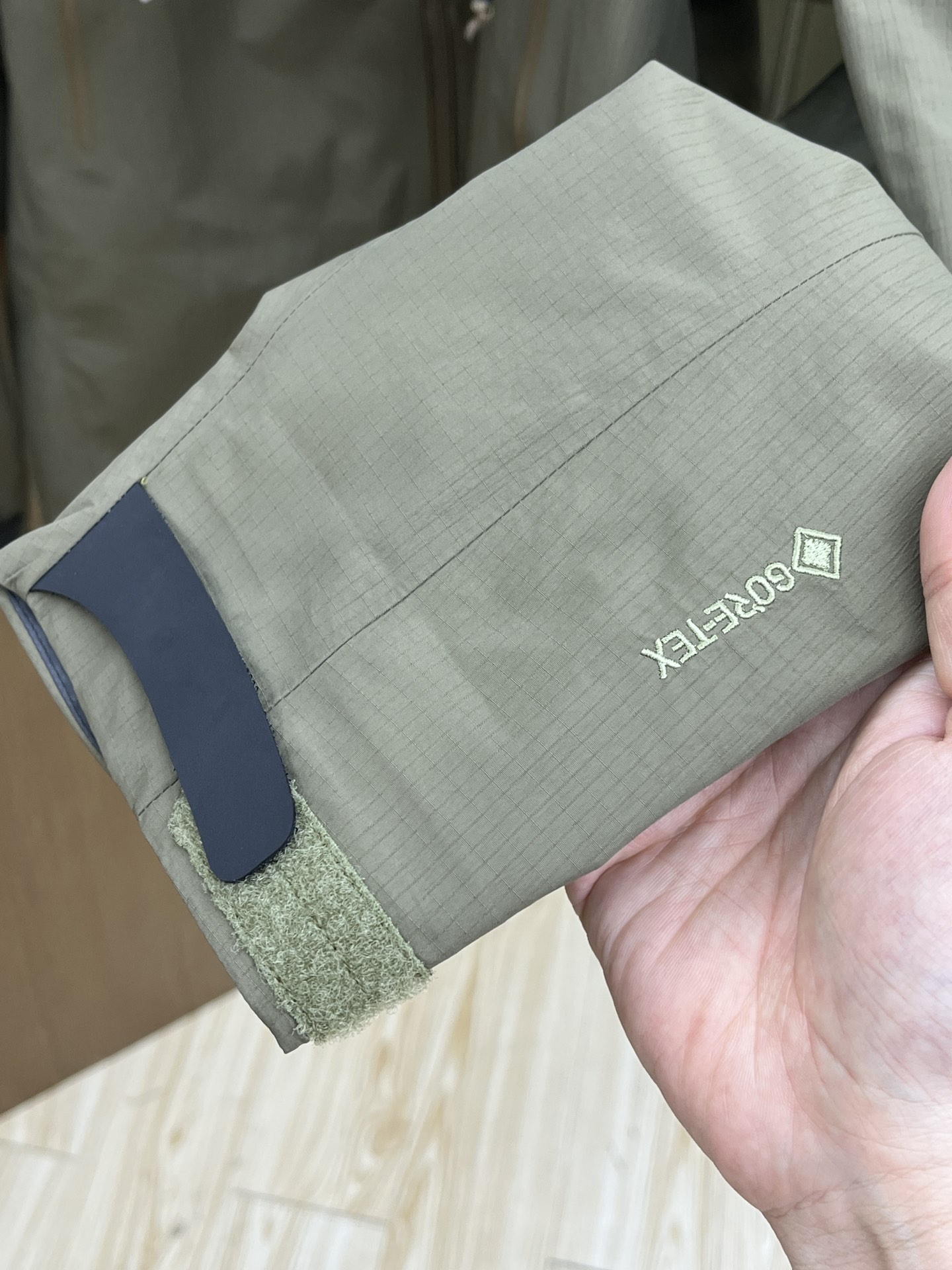 秋冬 Arc 🔥🔥Aha系列 Leaf AHA JAET GEN2防水防风冲锋衣科技面料 透气性达到原厂