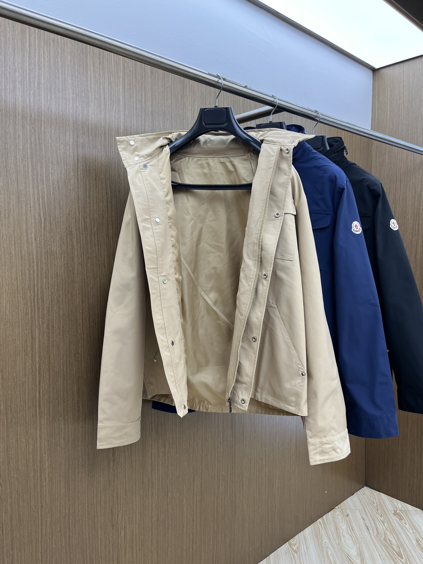 秋冬 Mon 🔥FW秋季原单狠货 意大利进口面料时尚夹克风衣外套。欧洲专柜同步，上身更随意大方，专柜原版