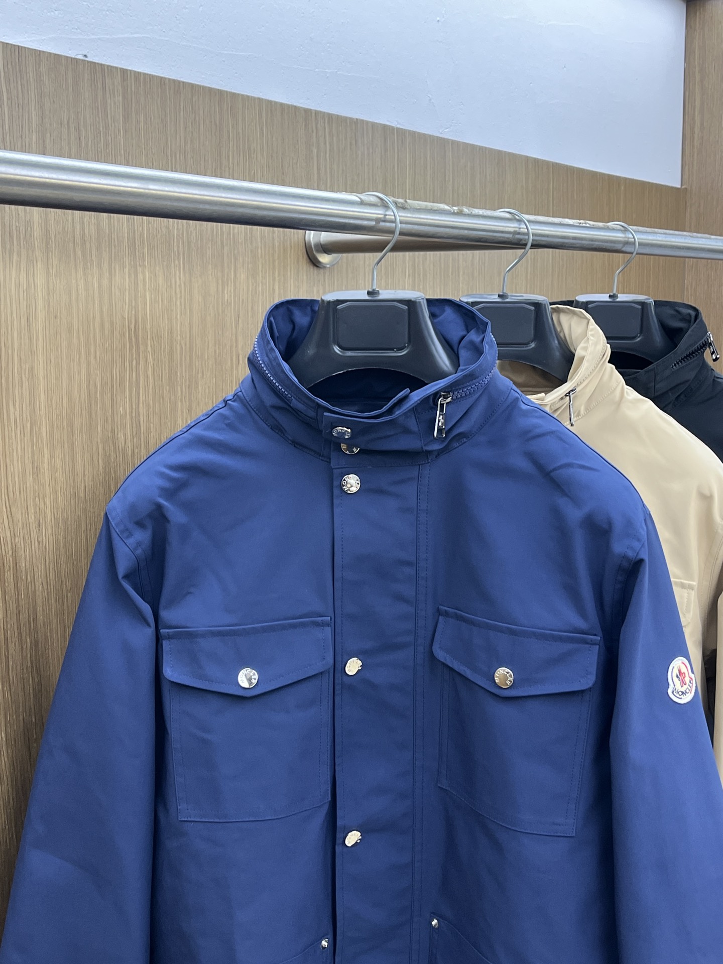 秋冬 Mon 🔥FW秋季原单狠货 意大利进口面料时尚夹克风衣外套。欧洲专柜同步，上身更随意大方，专柜原版