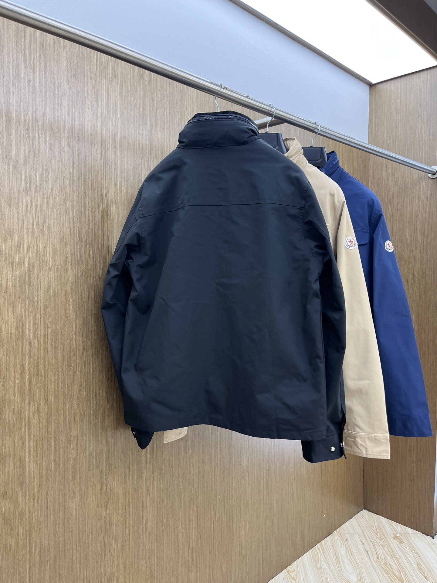 秋冬 Mon 🔥FW秋季原单狠货 意大利进口面料时尚夹克风衣外套。欧洲专柜同步，上身更随意大方，专柜原版