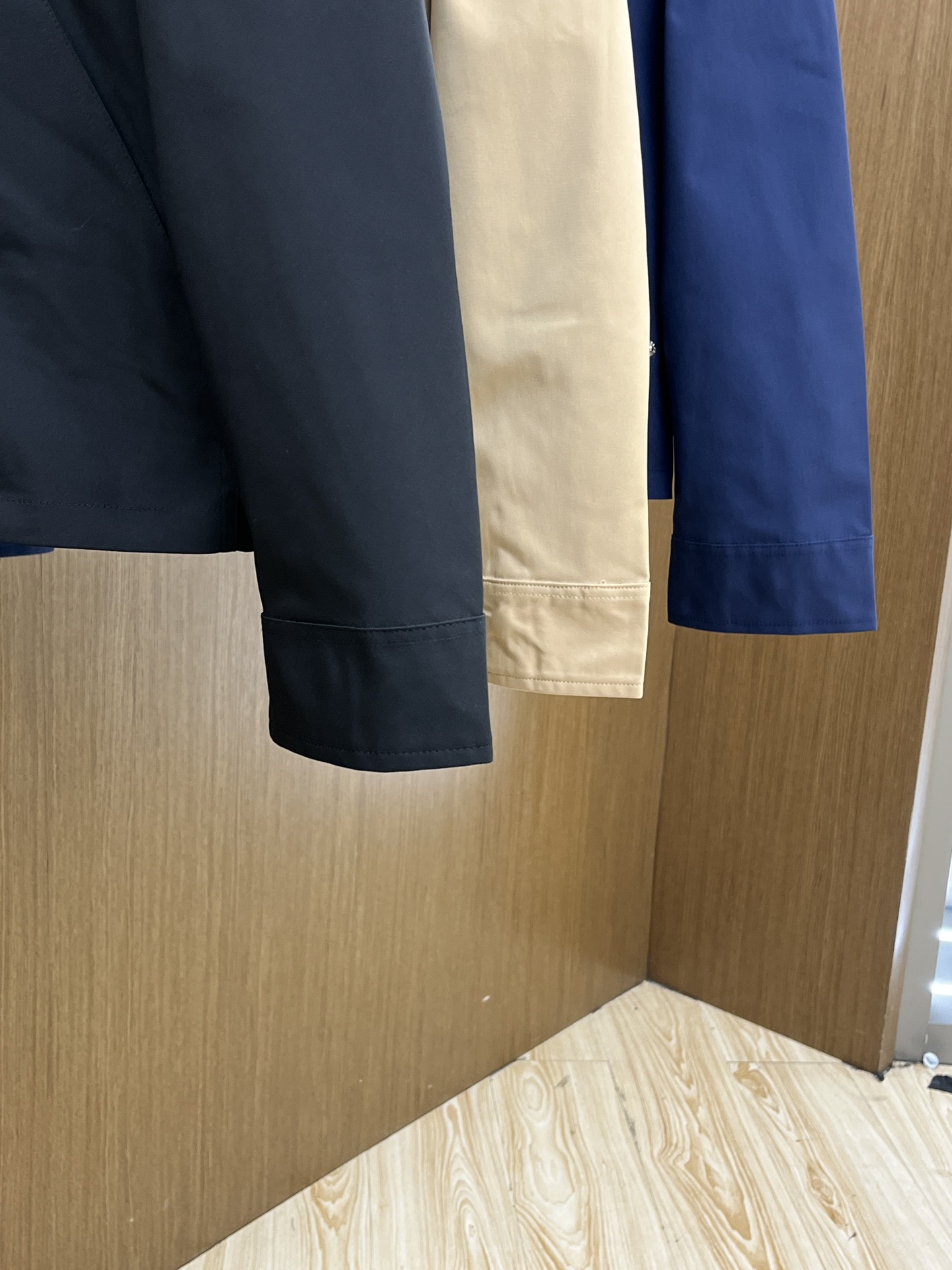 秋冬 Mon 🔥FW秋季原单狠货 意大利进口面料时尚夹克风衣外套。欧洲专柜同步，上身更随意大方，专柜原版