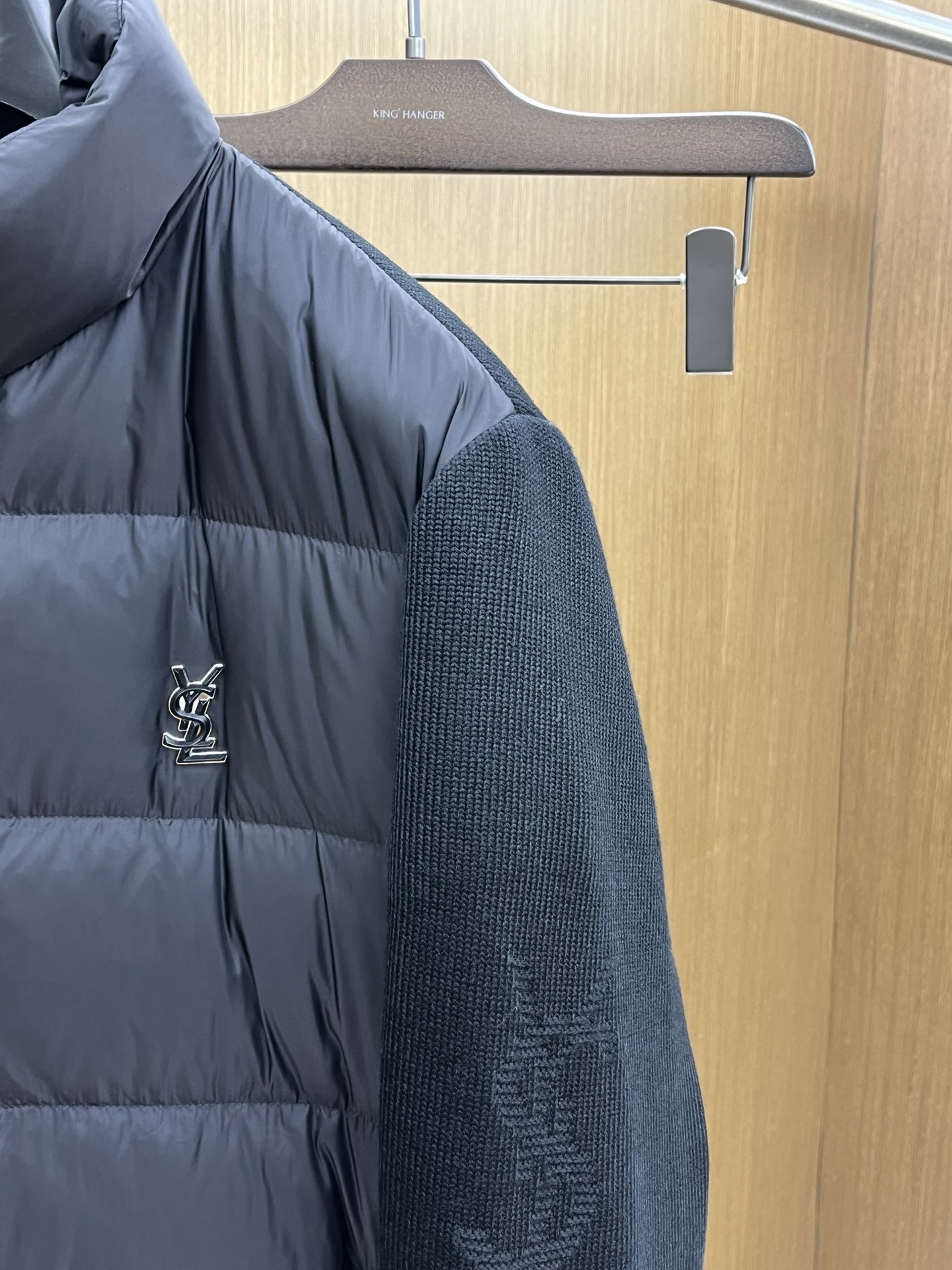 秋冬 YSL 🔥🔥🔥独家爆款2025秋冬新款🆕针织羽绒服 原版订制五金配件全进口原版定制 欢迎对比 绝对