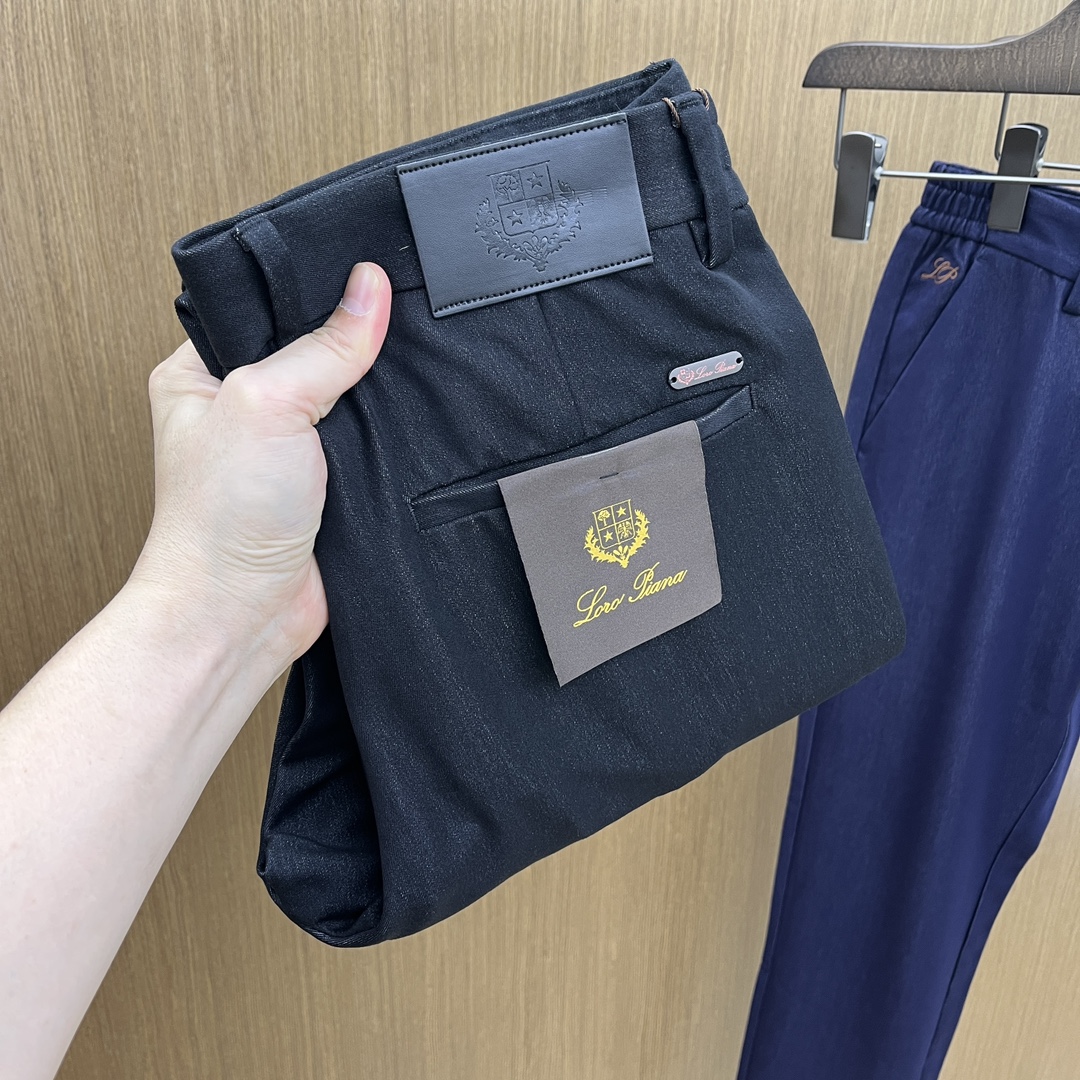 NO:526814,Autumn and Winter LP 1955ss autumn and winter new products, available simultaneously on the official website, men's high-end business casual trousers, high-end imported fabric, with elasticity, silicone letter pressing on the back, five combinations, that is, classic and fashionable, combined tailor, the upper body effect is unrestrained, comfortable and breathable fax number 30-3837,,loro piano,alexander wang19860909秋冬 LP 1955ss秋冬新品,官网同步有售,男士高端商务休闲西裤,高端进口面料,带弹力,后面采用硅胶字母压胶,五搭配,即经典又时尚,合体裁缝,上身效果无约束感 ,舒适透气fax 码数30-3837,,loro piana,alexander wang,Men's clothing