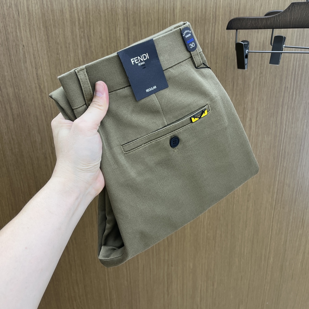 NO:526820,Autumn and Winter FD 1955ss Autumn and Winter new products, available simultaneously on the official website, men's high-end business casual trousers, high-end imported fabric, with elasticity, silicone letter pressing on the back, five combinations, namely classic and fashionable, combined tailor, unrestrained upper body effect, comfortable and breathable fax number 30-3837,,alexander wang19860909秋冬 FD 1955ss秋冬新品,官网同步有售,男士高端商务休闲西裤,高端进口面料,带弹力,后面采用硅胶字母压胶,五搭配,即经典又时尚,合体裁缝,上身效果无约束感 ,舒适透气fax 码数30-3837,,alexander wang,Men's clothing