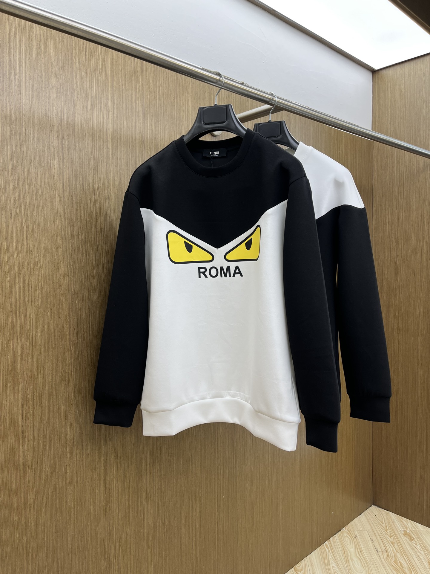 NO:526817,Autumn and Winter FD FW autumn and Winter new printed round neck terry sweatshirts are made of high-end brand fabric 380 grams terry high gram weight Exclusive customized customer supply High-end quality same style for men and women Official website details Brand logo design Complete three standards Differentiate market currency fyl random comparison Size XS-L Order to report height and weight, hoodie, sweatshirts, alexander wang19860909秋冬 FD FW秋冬新款印花圆领毛圈卫衣 采用高端大牌面料380克毛圈高克重 独家定制客供 品质高端 男女同款 官网细节 品牌logo设计 三标齐全 区别市场通货 fyl随意对比 尺码XS-L 下单报身高体重,,hoodie,sweatshirts,alexander wang,Men's clothing