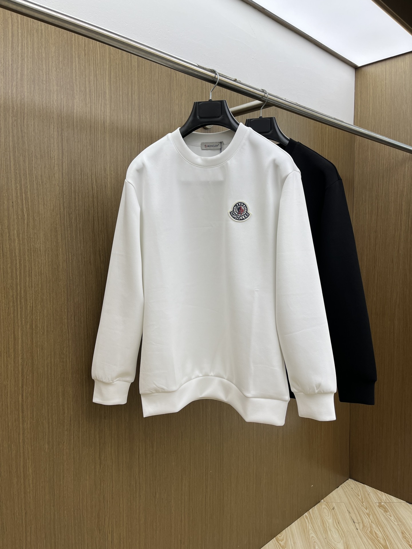 NO:526821,Autumn and Winter Mon FW autumn and Winter New Printed Round Neck Troe Sweatshirts with High-end Brand Fabric 380g Troe High Grade Weight Exclusive Customized Customer Supply High-end Quality Men and Women Same Model Official Website Details Brand Logo Design Complete Three Standards Different Market Currency Fyl Random Comparison Size XS-L Order Notice Height and Weight, Hoodie, Sweatshirts, Alexander Wang19860909秋冬 Mon FW秋冬新款印花圆领毛圈卫衣 采用高端大牌面料380克毛圈高克重 独家定制客供 品质高端 男女同款 官网细节 品牌logo设计 三标齐全 区别市场通货 fyl随意对比 尺码XS-L 下单报身高体重,,hoodie,sweatshirts,alexander wang,Men's clothing