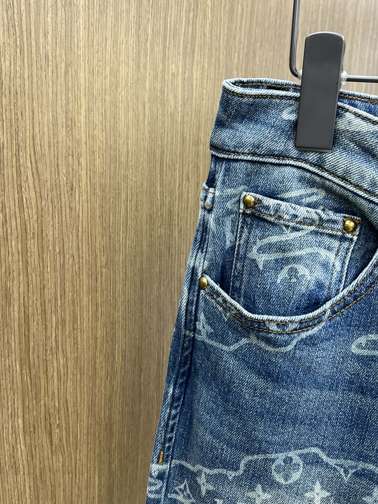 新l秋冬 LV 🔥🔥高端定制、2025秋冬最新款牛仔裤 柜台同步发售 原版定制复刻 客供五金辅料 原单品