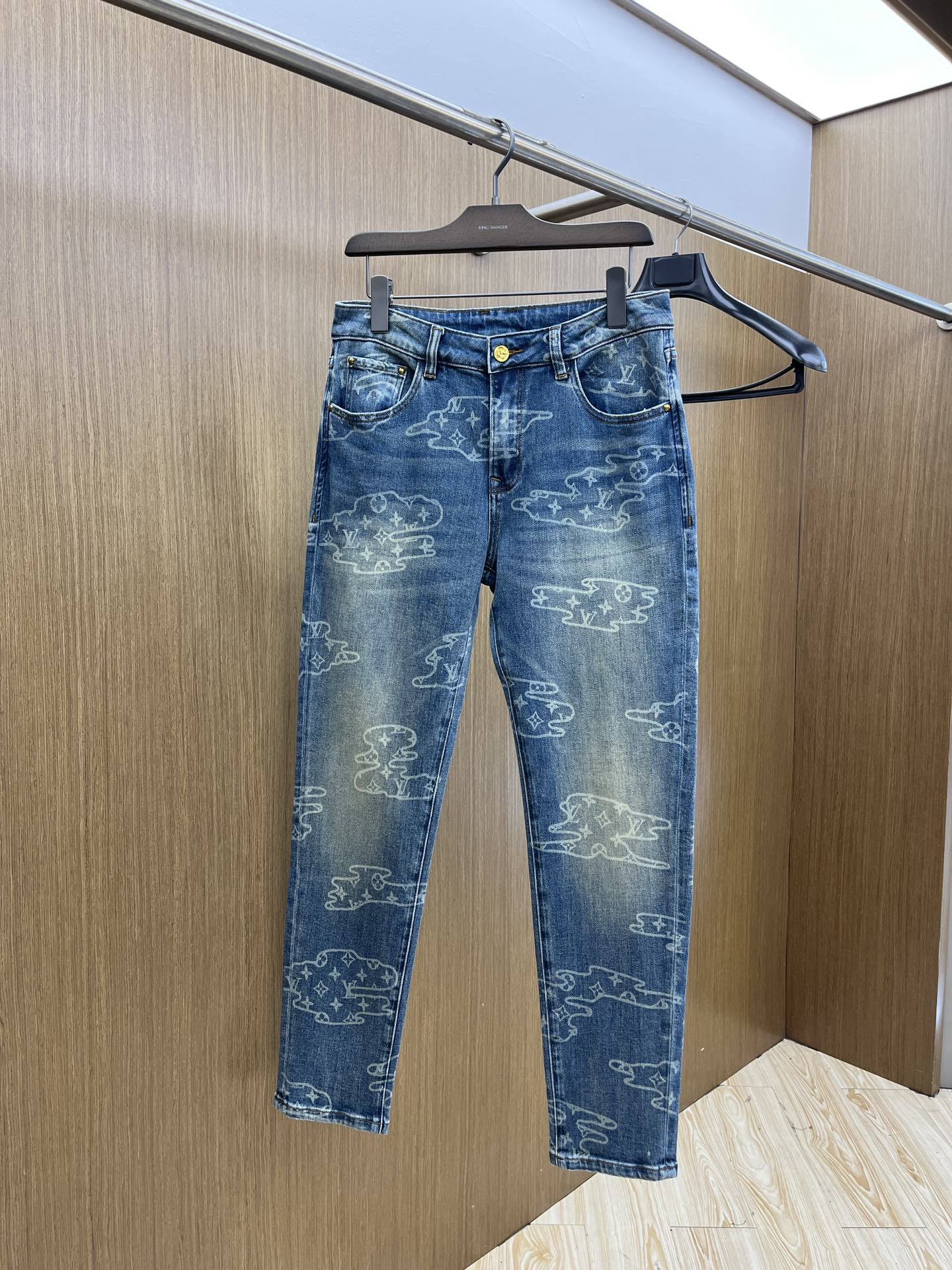 新l秋冬 LV 🔥🔥高端定制、2025秋冬最新款牛仔裤 柜台同步发售 原版定制复刻 客供五金辅料 原单品