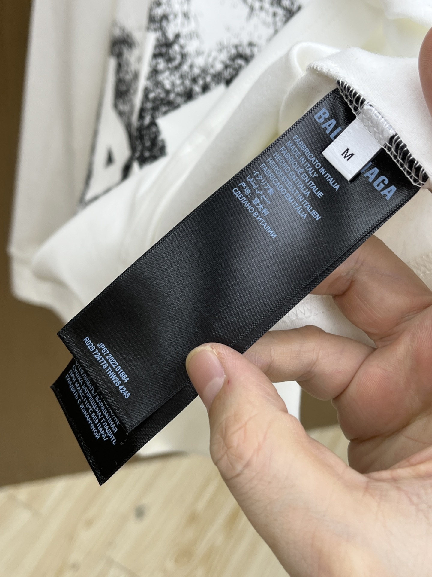 秋冬 BBG 25ss秋季【新品】新款贸易订单圆领长袖网红款！上身舒适透气，不僵硬，整体有着丰富的立体感