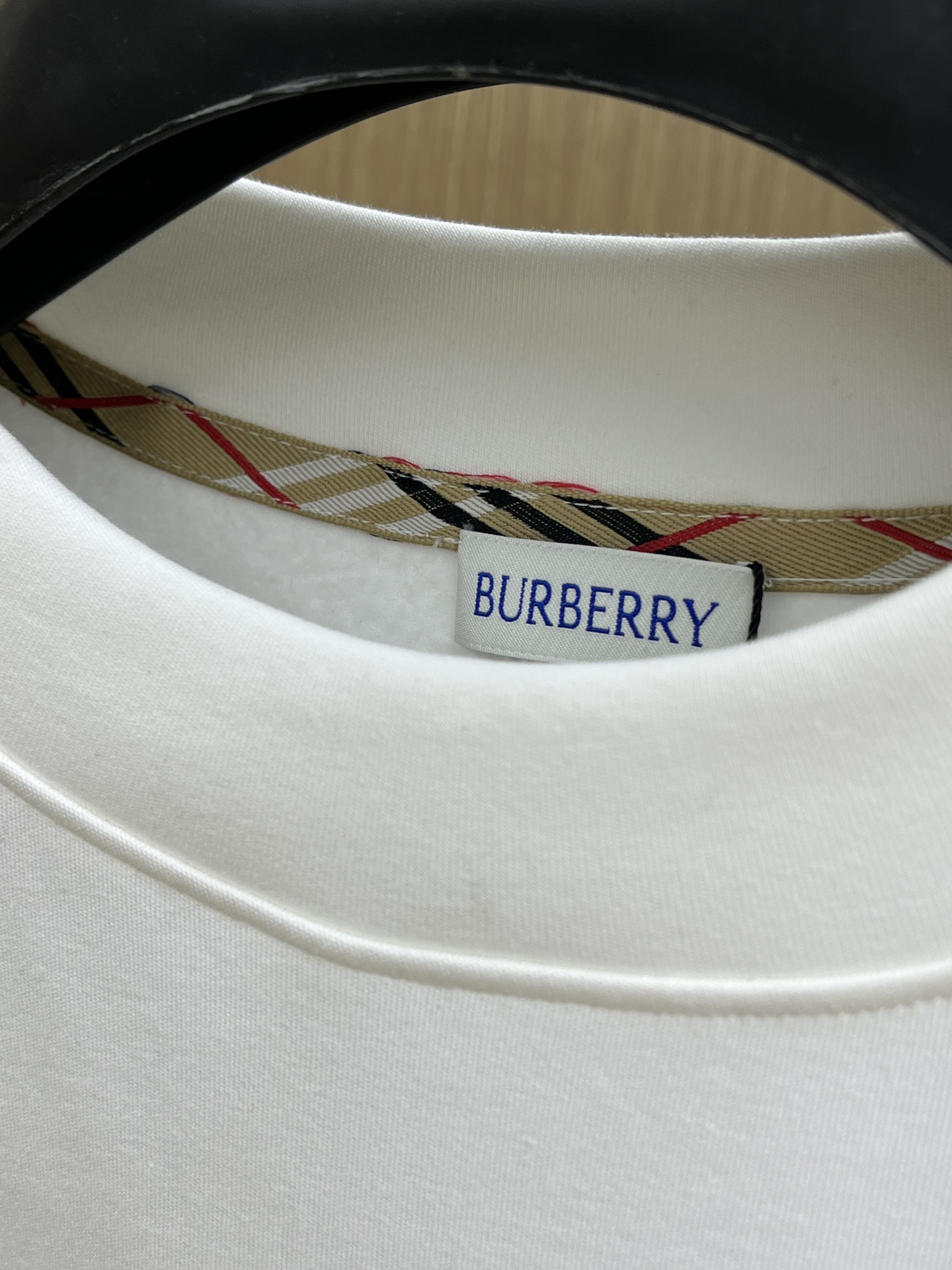 秋冬 BBR 25ss秋季【新品】新款贸易订单圆领长袖网红款！上身舒适透气，不僵硬，整体有着丰富的立体感