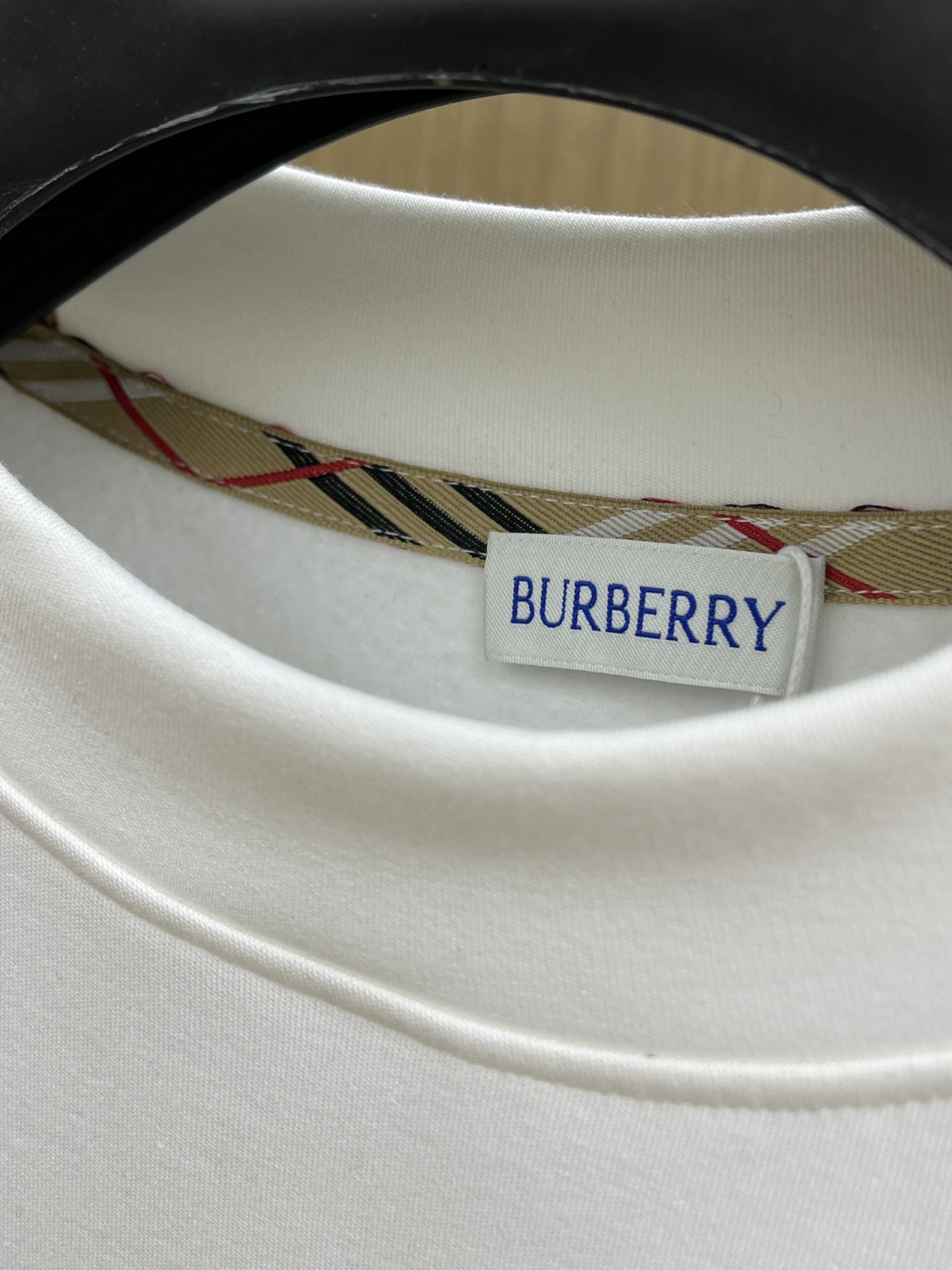 秋冬 BBR 25ss秋季【新品】新款贸易订单圆领长袖网红款！上身舒适透气，不僵硬，整体有着丰富的立体感