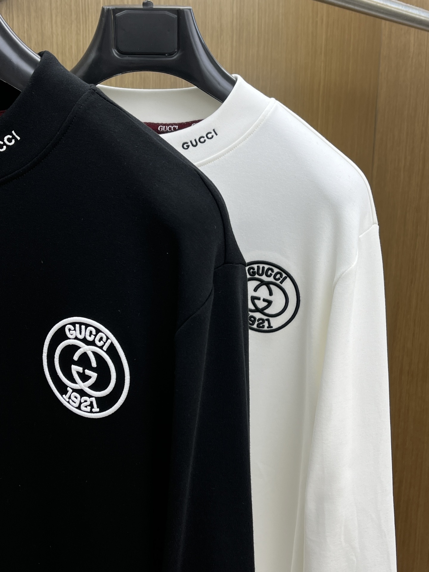 秋冬 GUC 25ss秋季【新品】新款贸易订单圆领长袖网红款！上身舒适透气，不僵硬，整体有着丰富的立体感