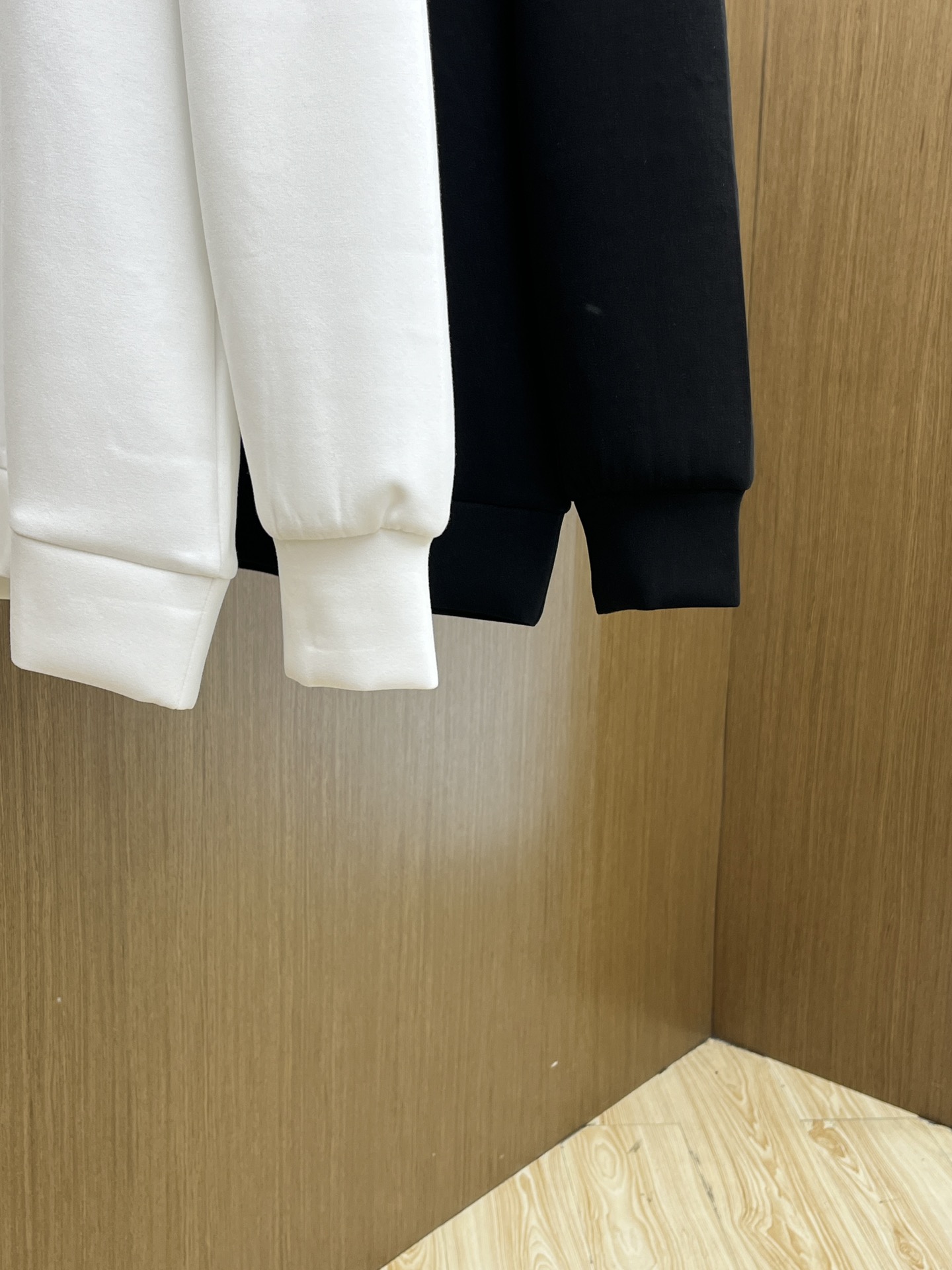 秋冬 LV 🔥FW秋冬新款印花圆领毛圈卫衣采用高端大牌面料380克毛圈高克重 独家定制客供 品质高端 男