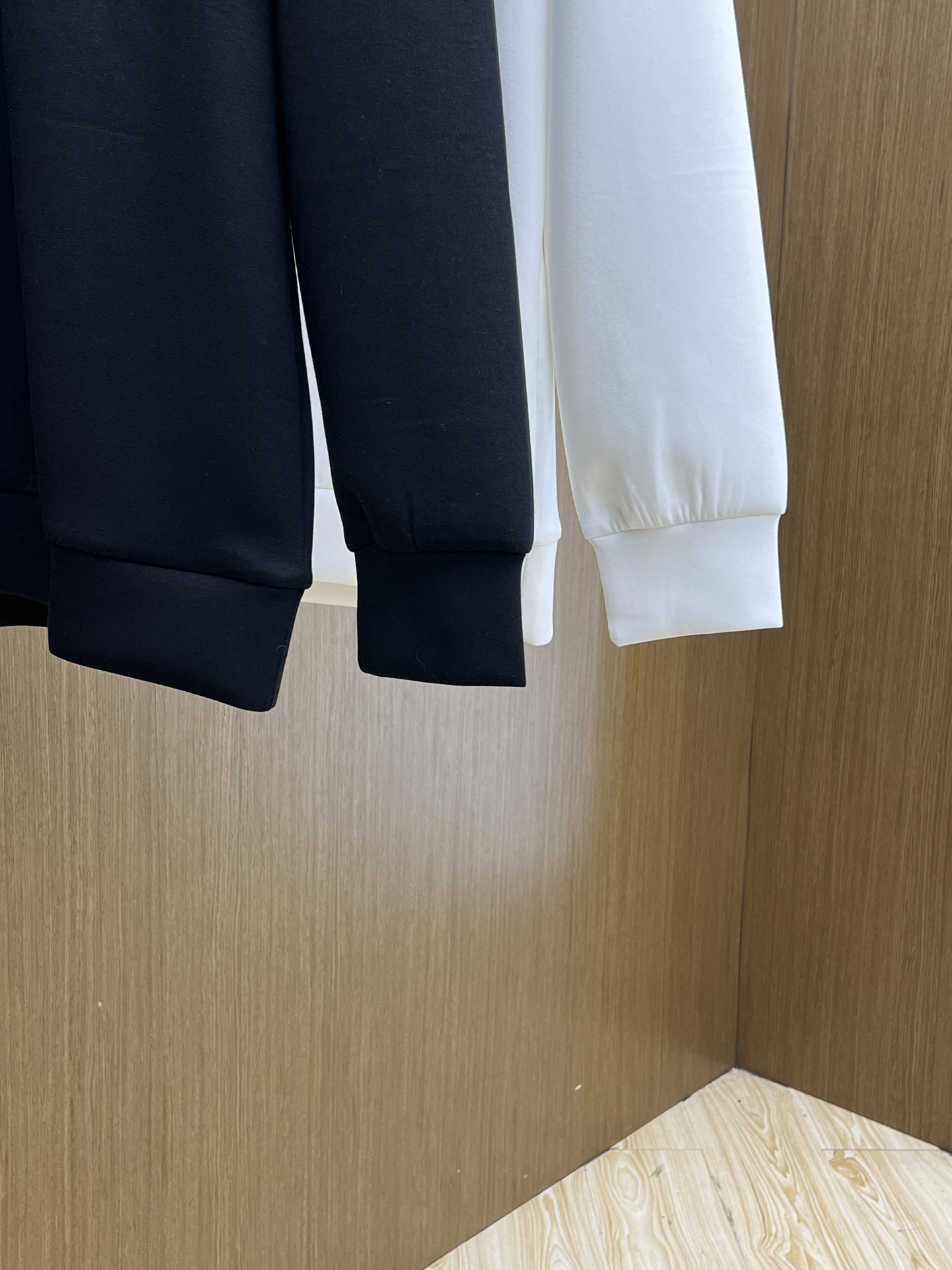 秋冬 LV 🔥FW秋冬新款印花圆领毛圈卫衣采用高端大牌面料380克毛圈高克重 独家定制客供 品质高端 男