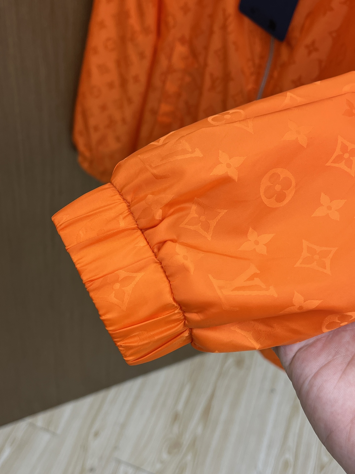 秋冬 2025SS LV 秋冬新品🆕夹克外套 系列专柜定制面料 透气舒适度高，细节无可挑剔，元素设计理念