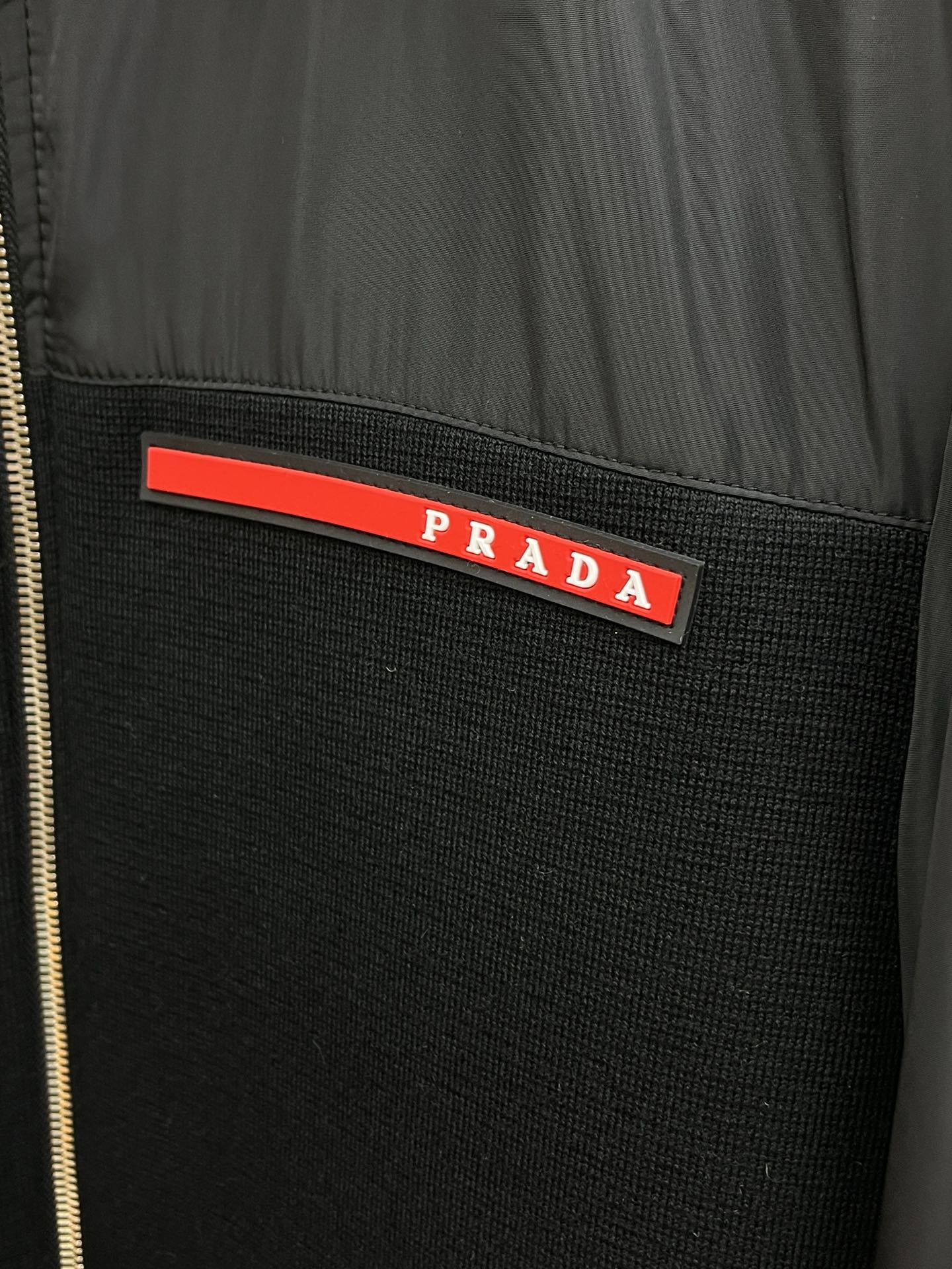 秋冬 PD 🔥FW最新时尚秋冬连帽针织夹克，经典设计感与颜值爆棚的外套，品质更是无法挑剔品控可以直接入手