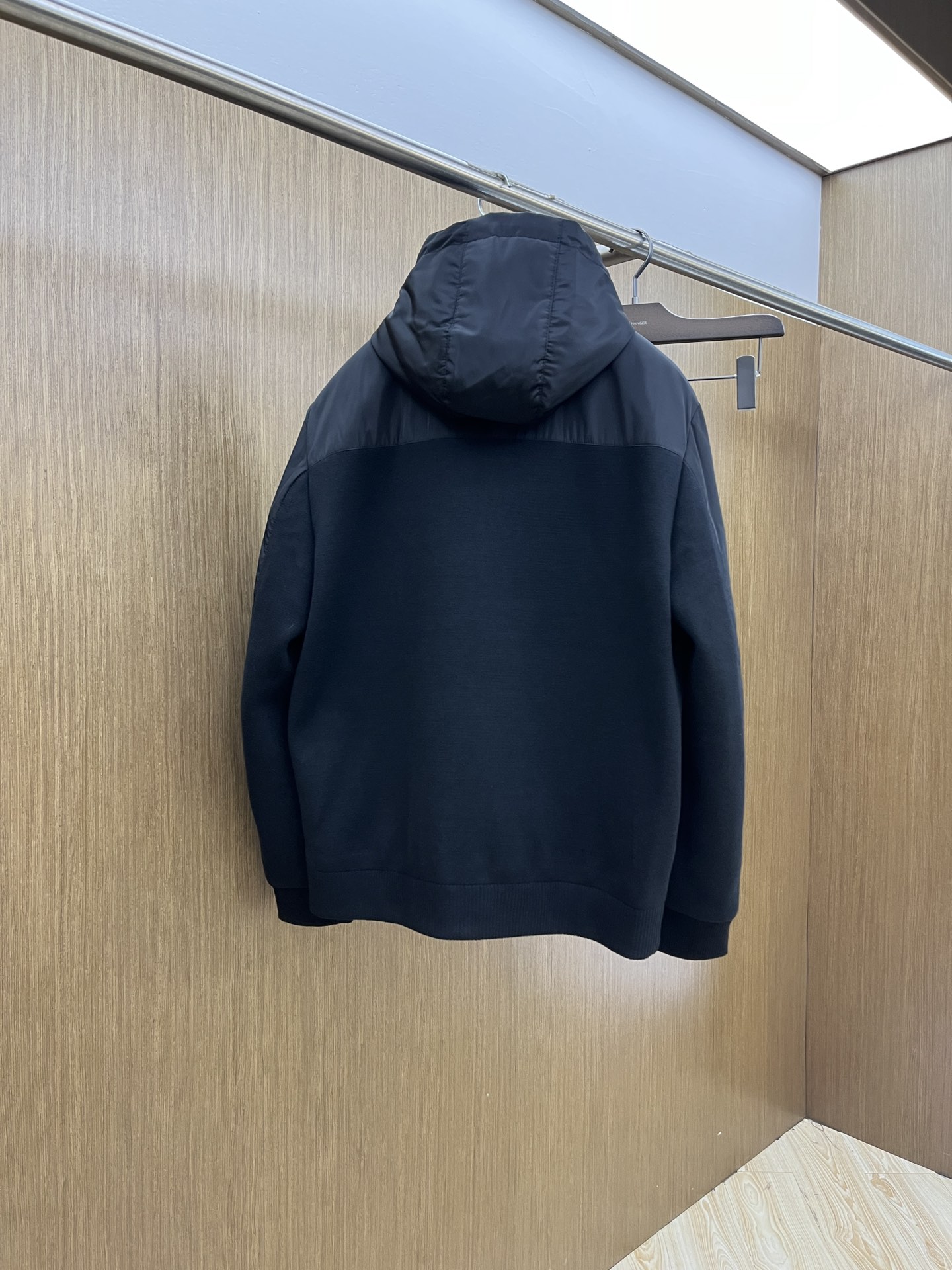 秋冬 PD 🔥FW最新时尚秋冬连帽针织夹克，经典设计感与颜值爆棚的外套，品质更是无法挑剔品控可以直接入手