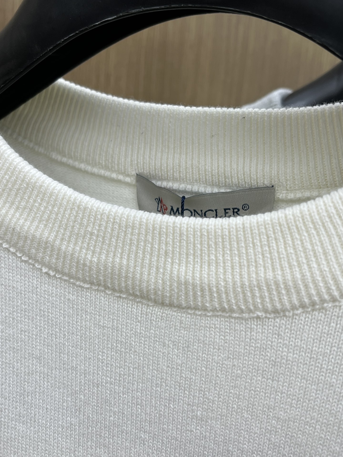 秋冬 Mon 🔥FW独家最新款男士休闲套头针织毛衣～高级定制 都市风十足 经典简约大气圆领打底针织毛衣。