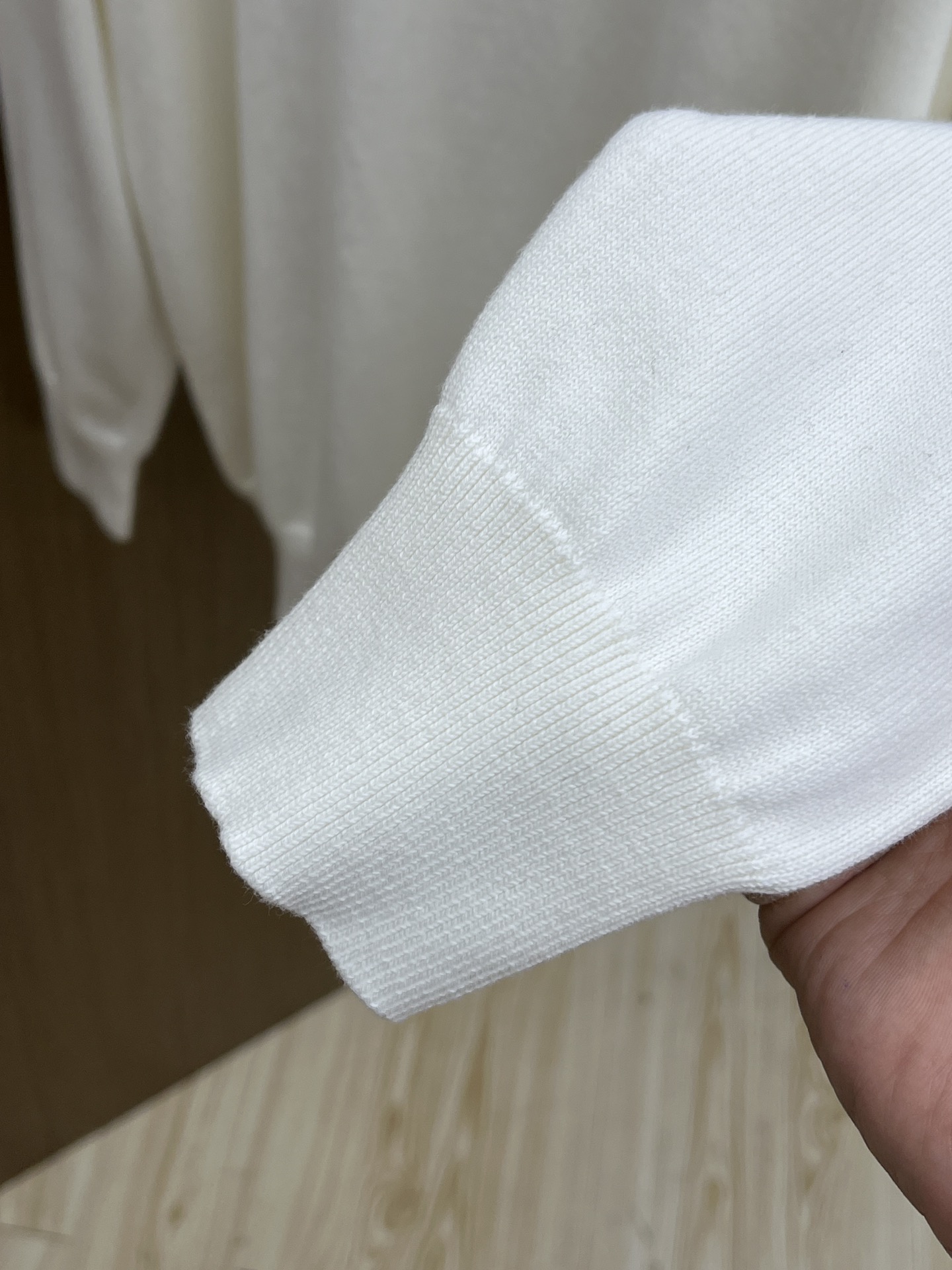 秋冬 Mon 🔥FW独家最新款男士休闲套头针织毛衣～高级定制 都市风十足 经典简约大气圆领打底针织毛衣。