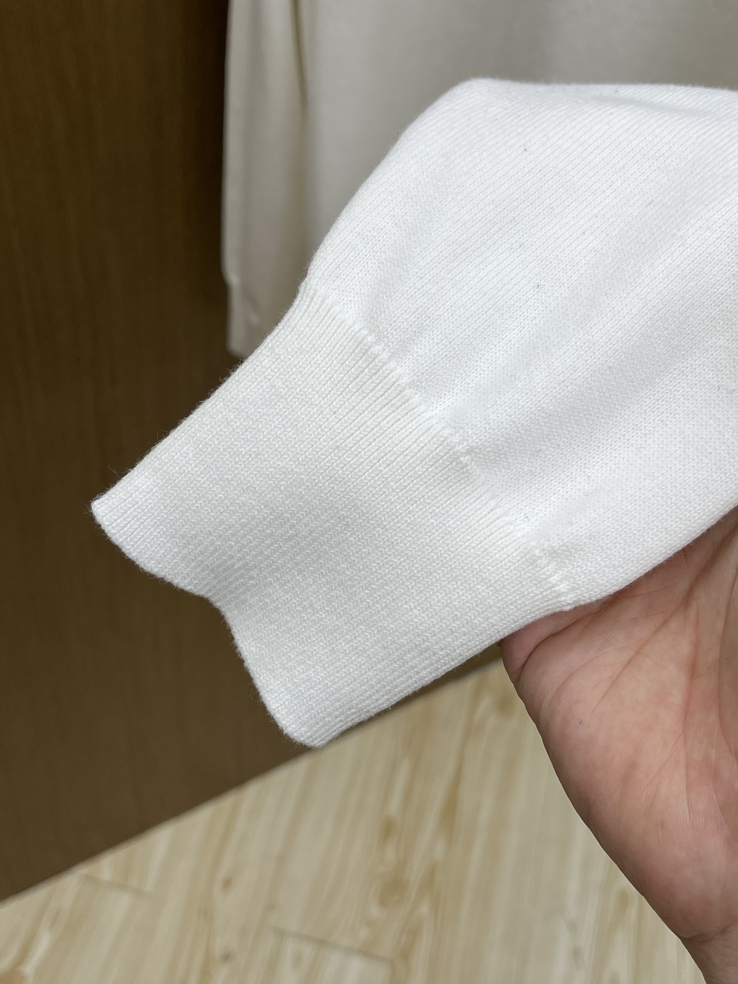 秋冬 Mon 🔥FW独家最新款男士休闲套头针织毛衣～高级定制 都市风十足 经典简约大气圆领打底针织毛衣。