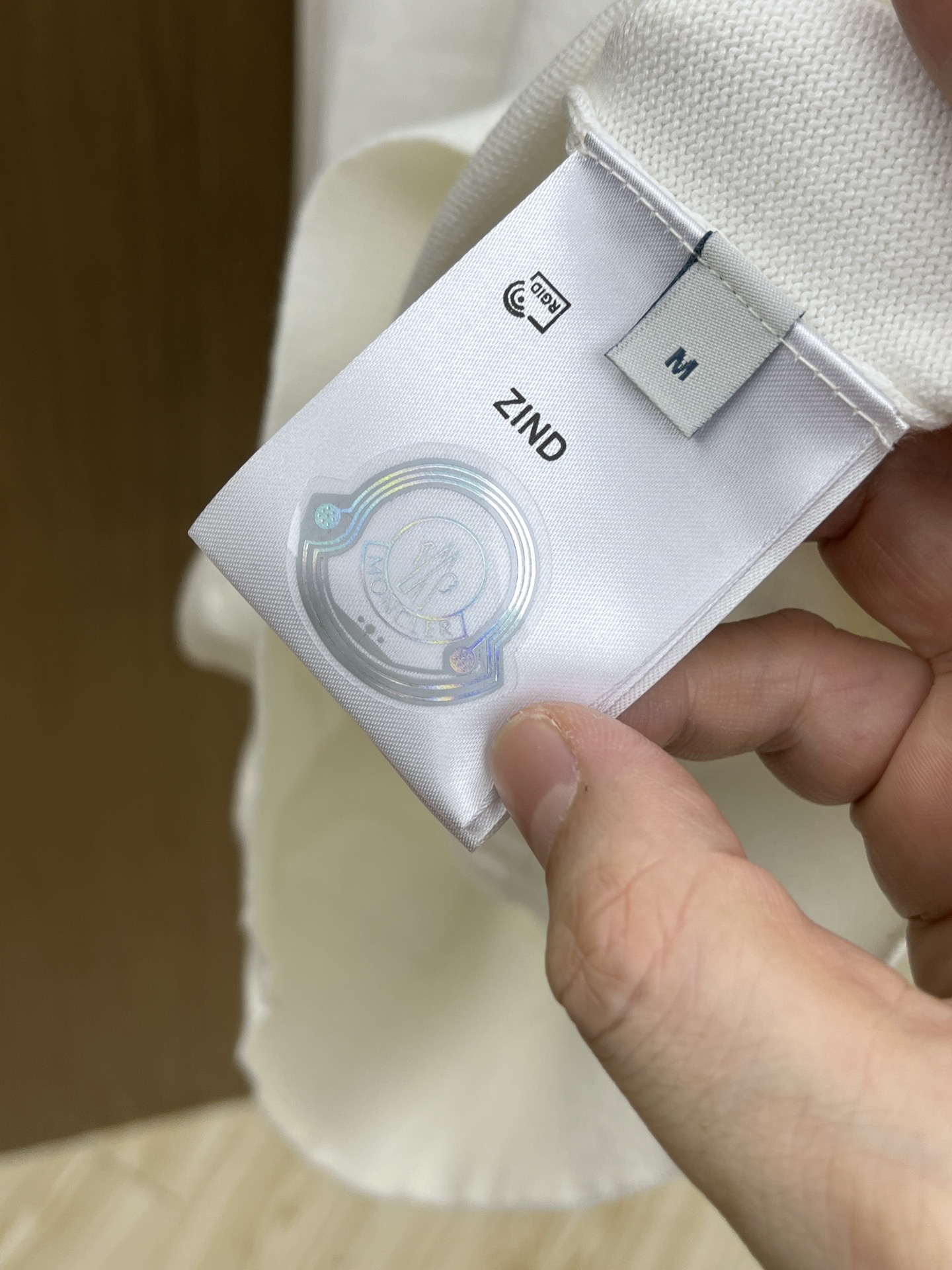 秋冬 Mon 🔥FW独家最新款男士休闲套头针织毛衣～高级定制 都市风十足 经典简约大气圆领打底针织毛衣。