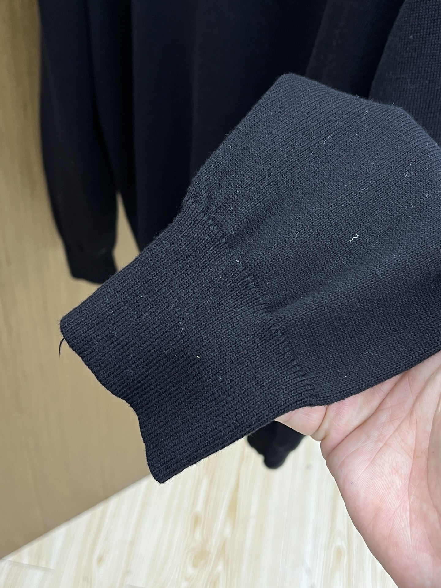 秋冬 Mon 🔥FW独家最新款男士休闲套头针织毛衣～高级定制 都市风十足 经典简约大气圆领打底针织毛衣。