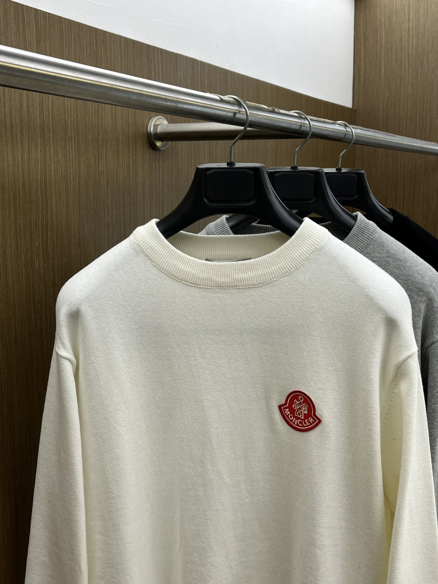 秋冬 Mon 🔥FW独家最新款男士休闲套头针织毛衣～高级定制 都市风十足 经典简约大气圆领打底针织毛衣。