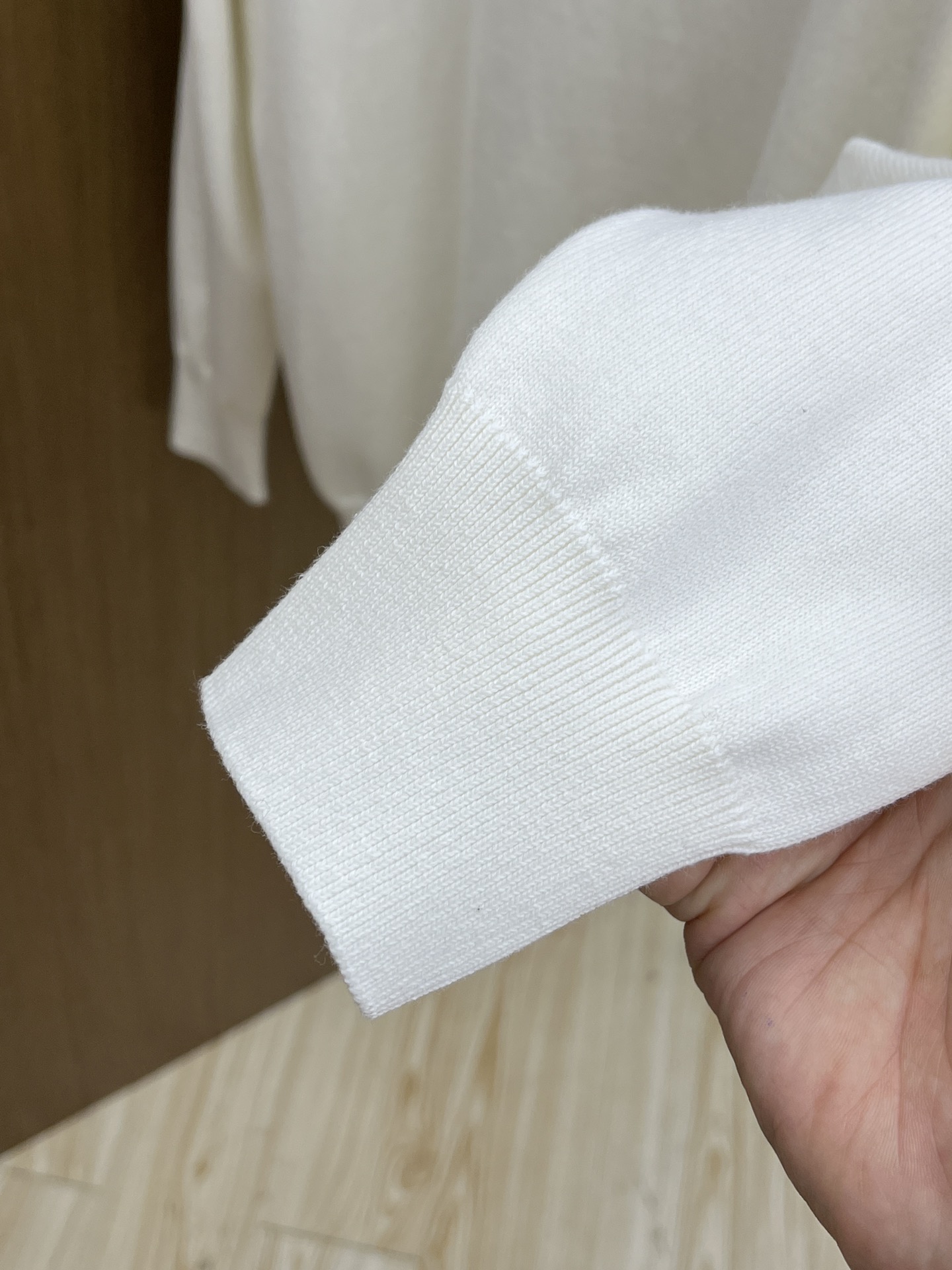 秋冬 Mon 🔥FW独家最新款男士休闲套头针织毛衣～高级定制 都市风十足 经典简约大气圆领打底针织毛衣。