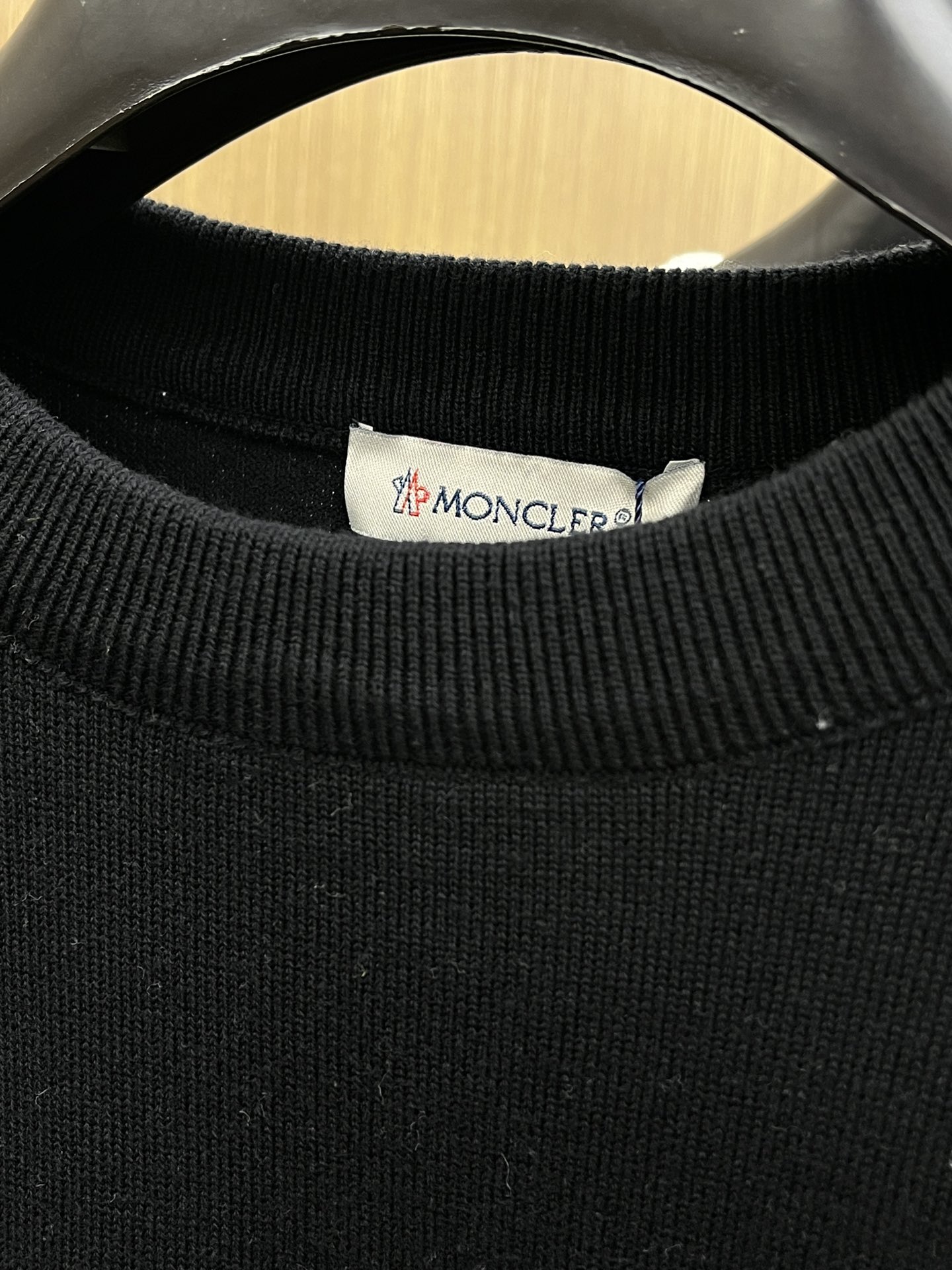 秋冬 Mon 🔥FW独家最新款男士休闲套头针织毛衣～高级定制 都市风十足 经典简约大气圆领打底针织毛衣。