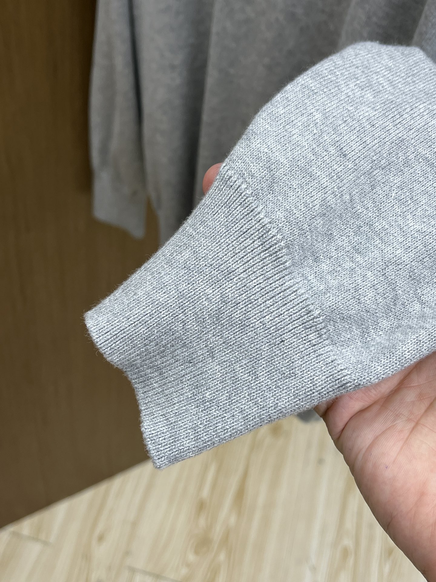 秋冬 Mon 🔥FW独家最新款男士休闲套头针织毛衣～高级定制 都市风十足 经典简约大气圆领打底针织毛衣。