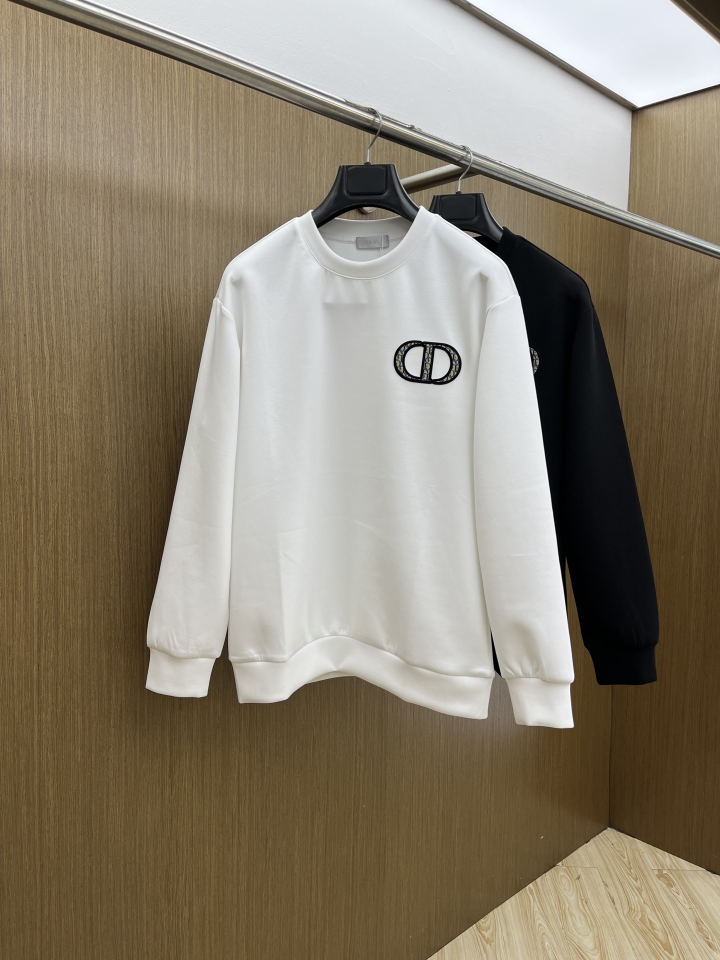 NO:540598,Autumn and Winter CD FW autumn and Winter new printed round neck terry sweatshirts are made of high-end brand fabric 380 grams terry high gram weight Exclusive customized customer supply High-end quality same style for men and women Official website details Brand logo design Complete three standards Differentiate market currency fyl random comparison Size XS-L Order to report height and weight, hoodie, sweatshirts, alexander wang19860909秋冬 CD FW秋冬新款印花圆领毛圈卫衣 采用高端大牌面料380克毛圈高克重 独家定制客供 品质高端 男女同款 官网细节 品牌logo设计 三标齐全 区别市场通货 fyl随意对比 尺码XS-L 下单报身高体重,,hoodie,sweatshirts,alexander wang,Men's clothing