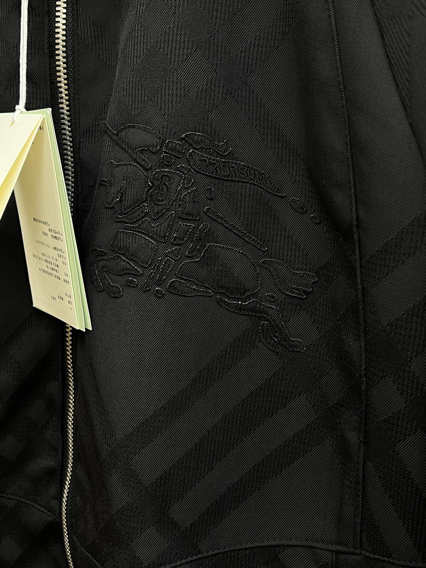 秋冬 BBR 🔥🔥早秋男士高端时装款夹克外套，官方专柜主推展示，香港洋行渠道，户外必选单品，独家出售。在