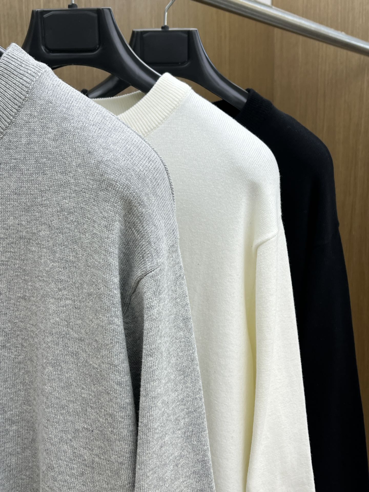 秋冬 Stone 🔥FW独家最新款男士休闲套头针织毛衣～高级定制 都市风十足 经典简约大气圆领打底针织毛