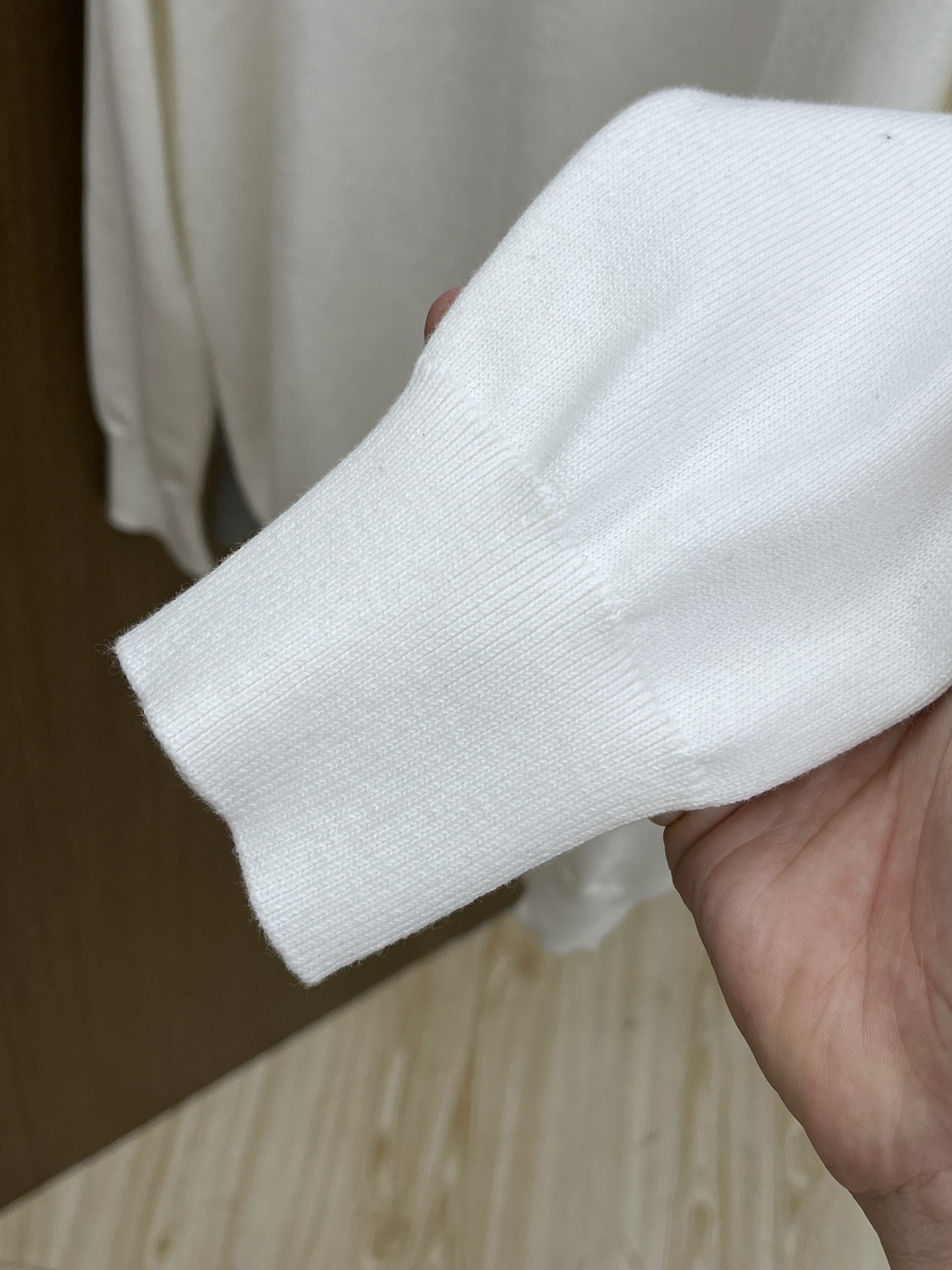 秋冬 Mon 🔥FW独家最新款男士休闲套头针织毛衣～高级定制 都市风十足 经典简约大气圆领打底针织毛衣。