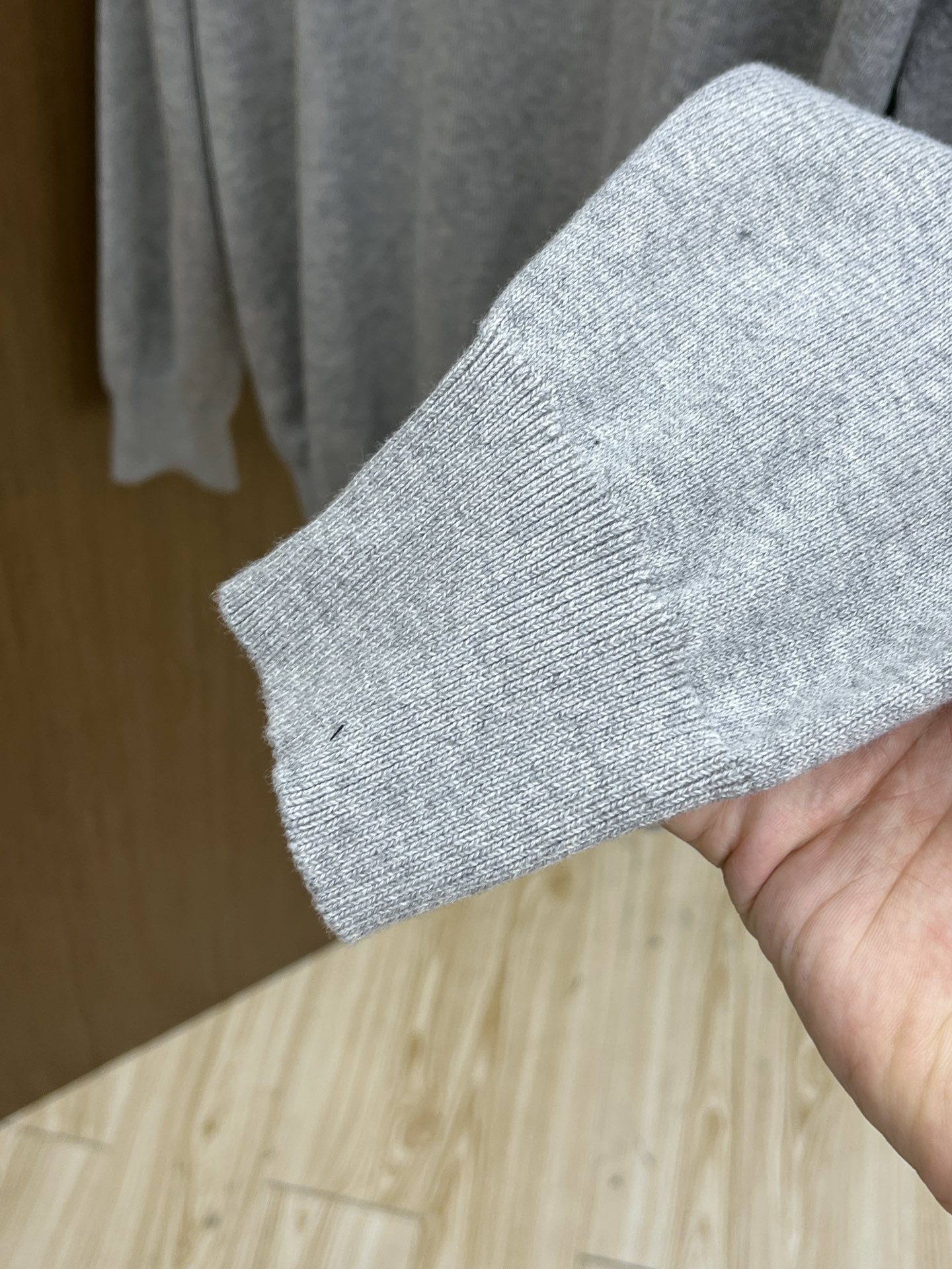 秋冬 Mon 🔥FW独家最新款男士休闲套头针织毛衣～高级定制 都市风十足 经典简约大气圆领打底针织毛衣。