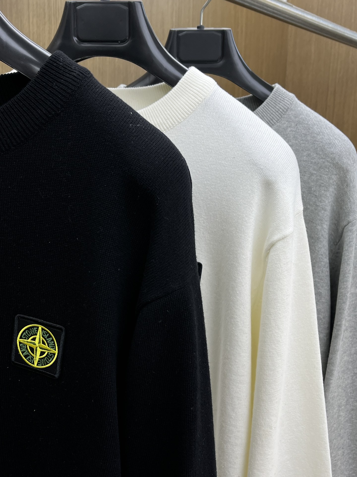 秋冬 Stone 🔥FW独家最新款男士休闲套头针织毛衣～高级定制 都市风十足 经典简约大气圆领打底针织毛